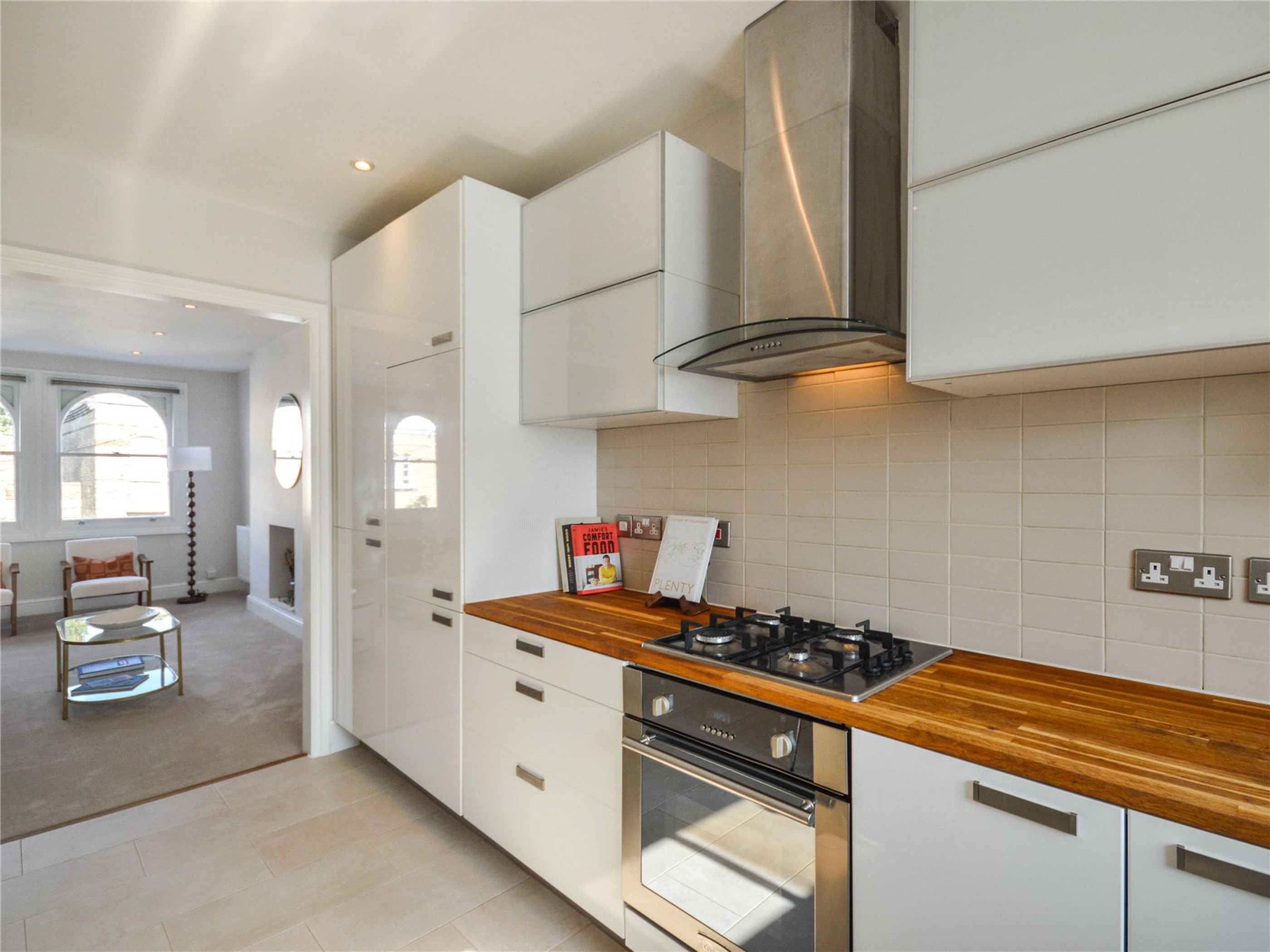 Images for London EAID:4101633374 BID:CLM