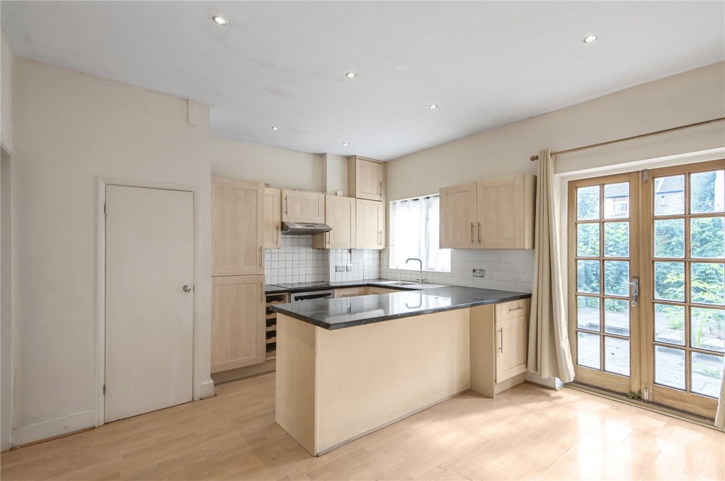 Images for London EAID:4101633374 BID:BLM