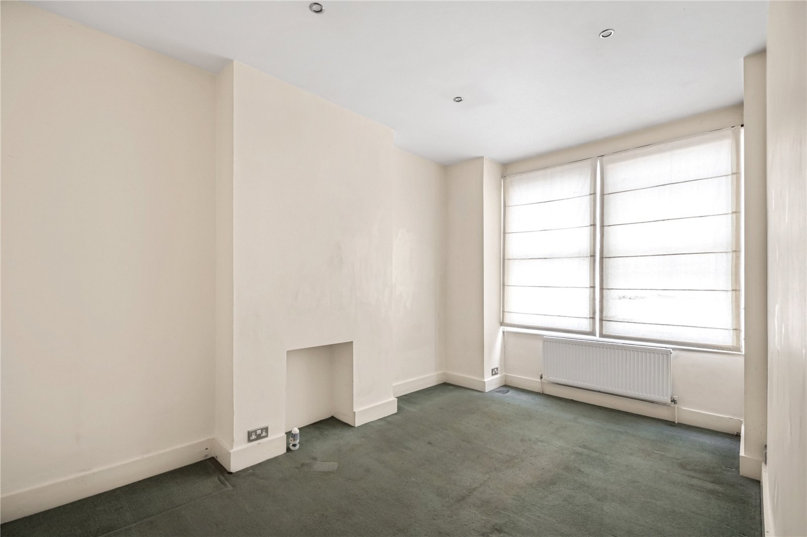 Images for London EAID:4101633374 BID:BLM