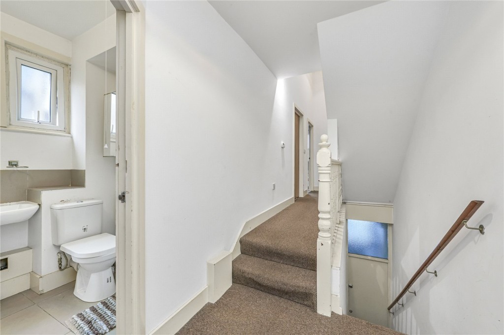 Images for London EAID:4101633374 BID:BLM