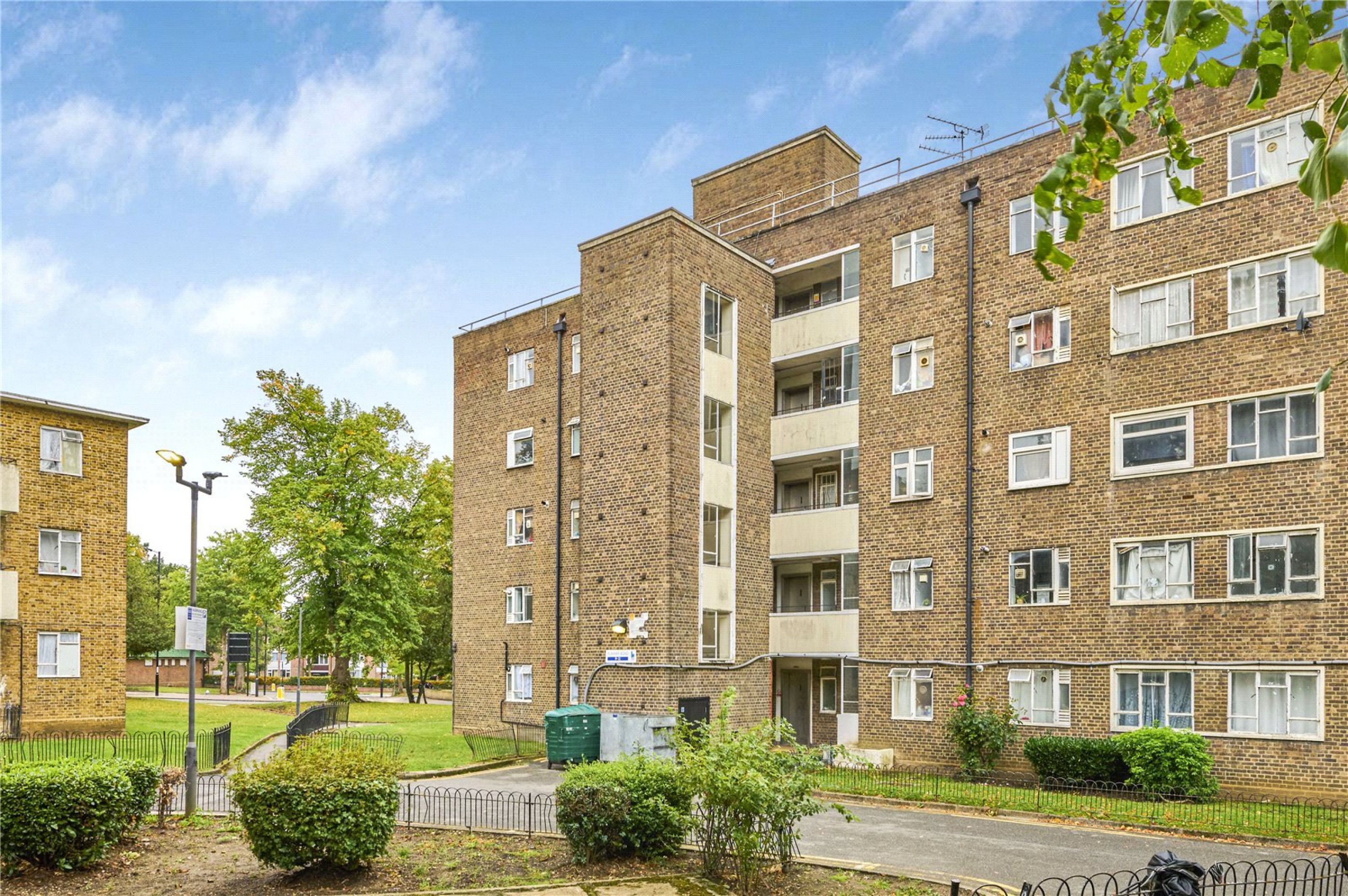 Images for London EAID:4101633374 BID:CLM
