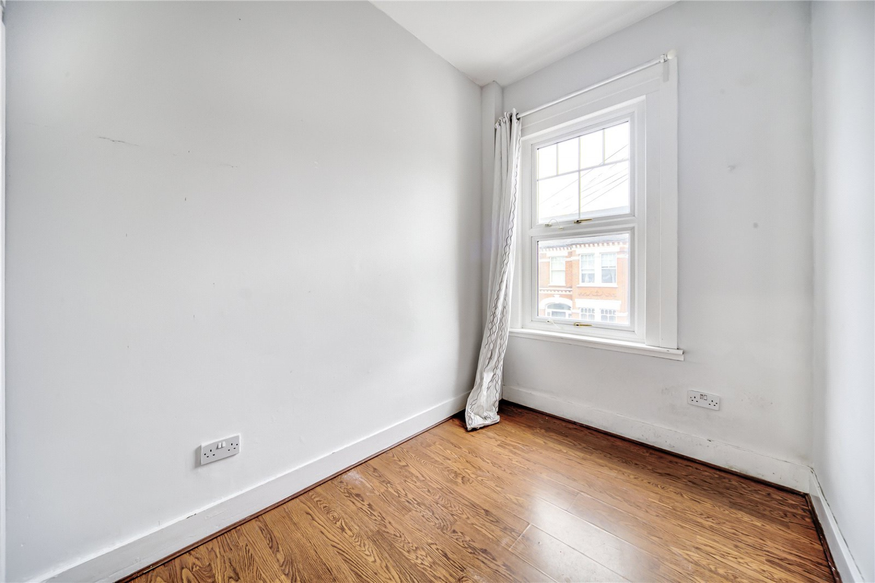 Images for London EAID:4101633374 BID:BLM