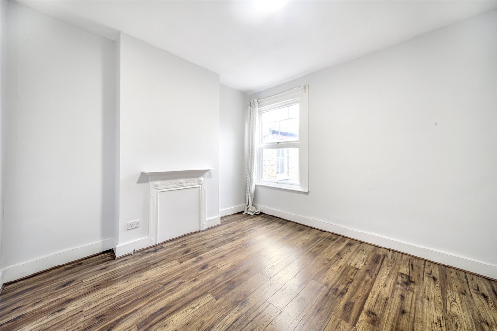 Images for London EAID:4101633374 BID:BLM