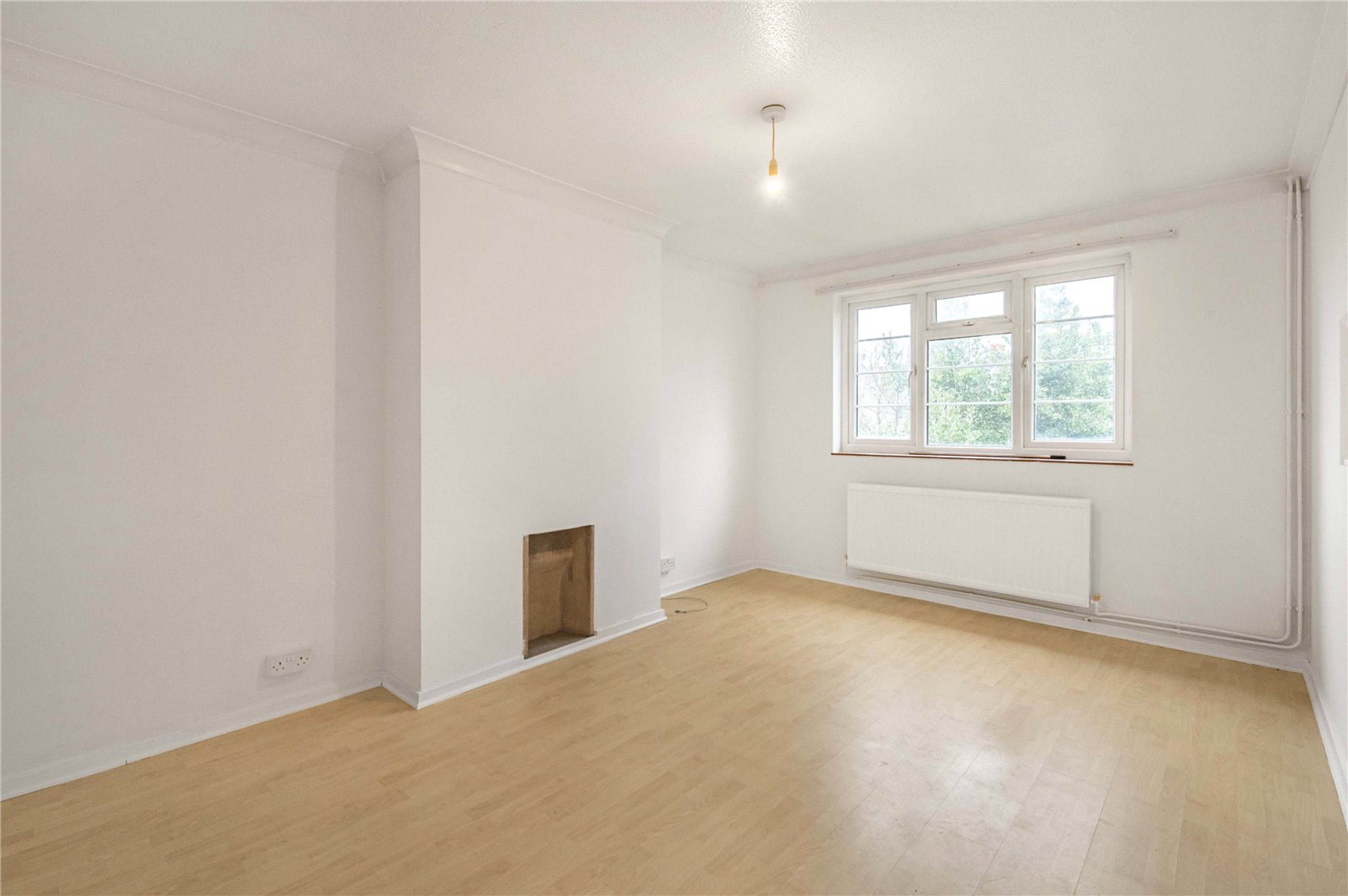 Images for London EAID:4101633374 BID:BLM