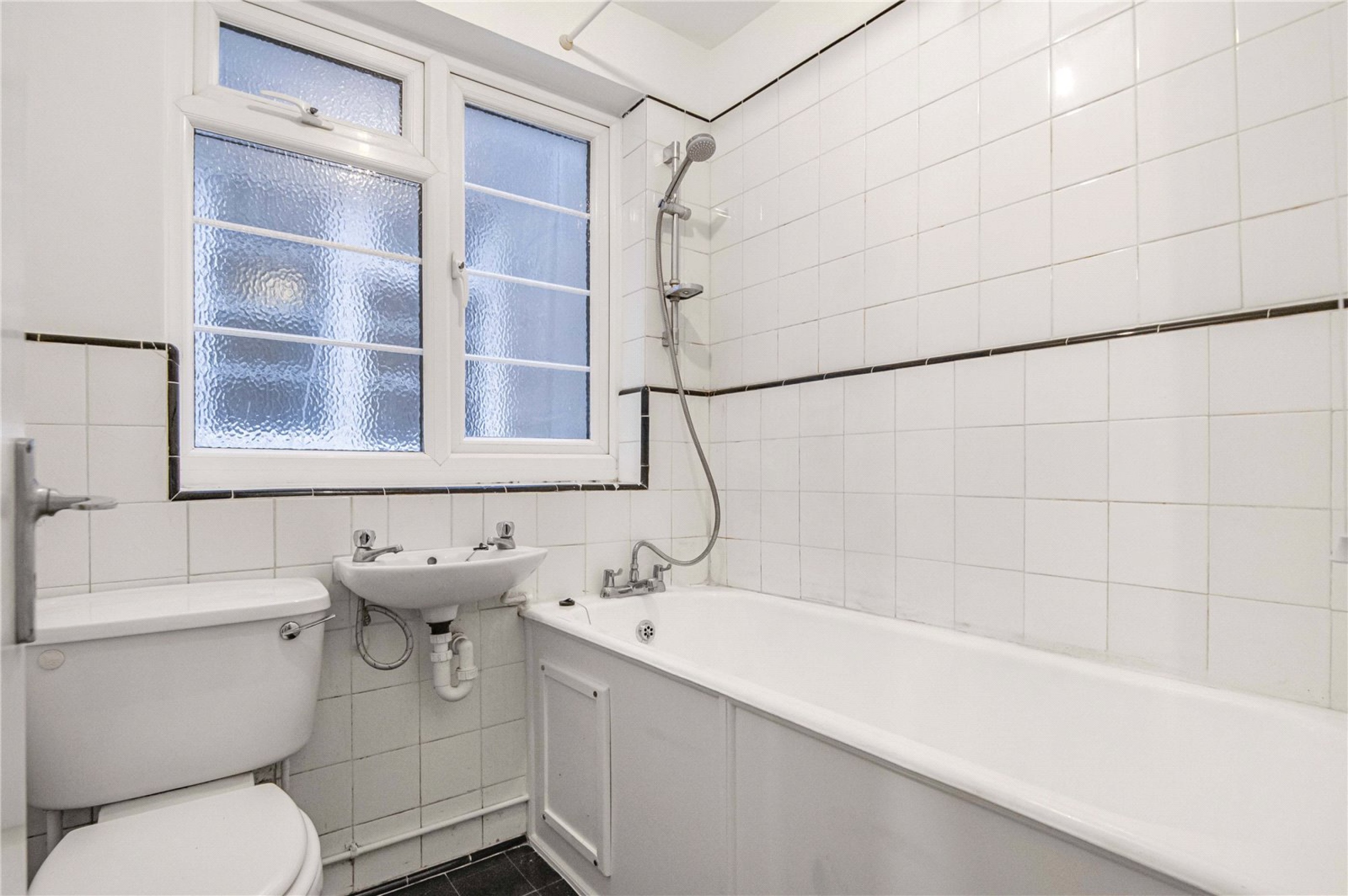 Images for London EAID:4101633374 BID:BLM