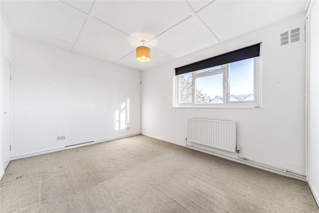 Images for London EAID:4101633374 BID:BLM