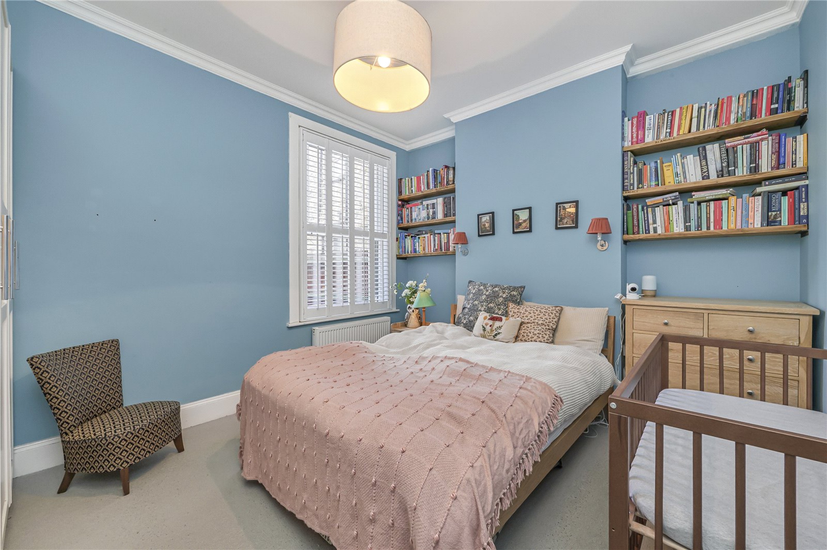 Images for London EAID:4101633374 BID:BLM