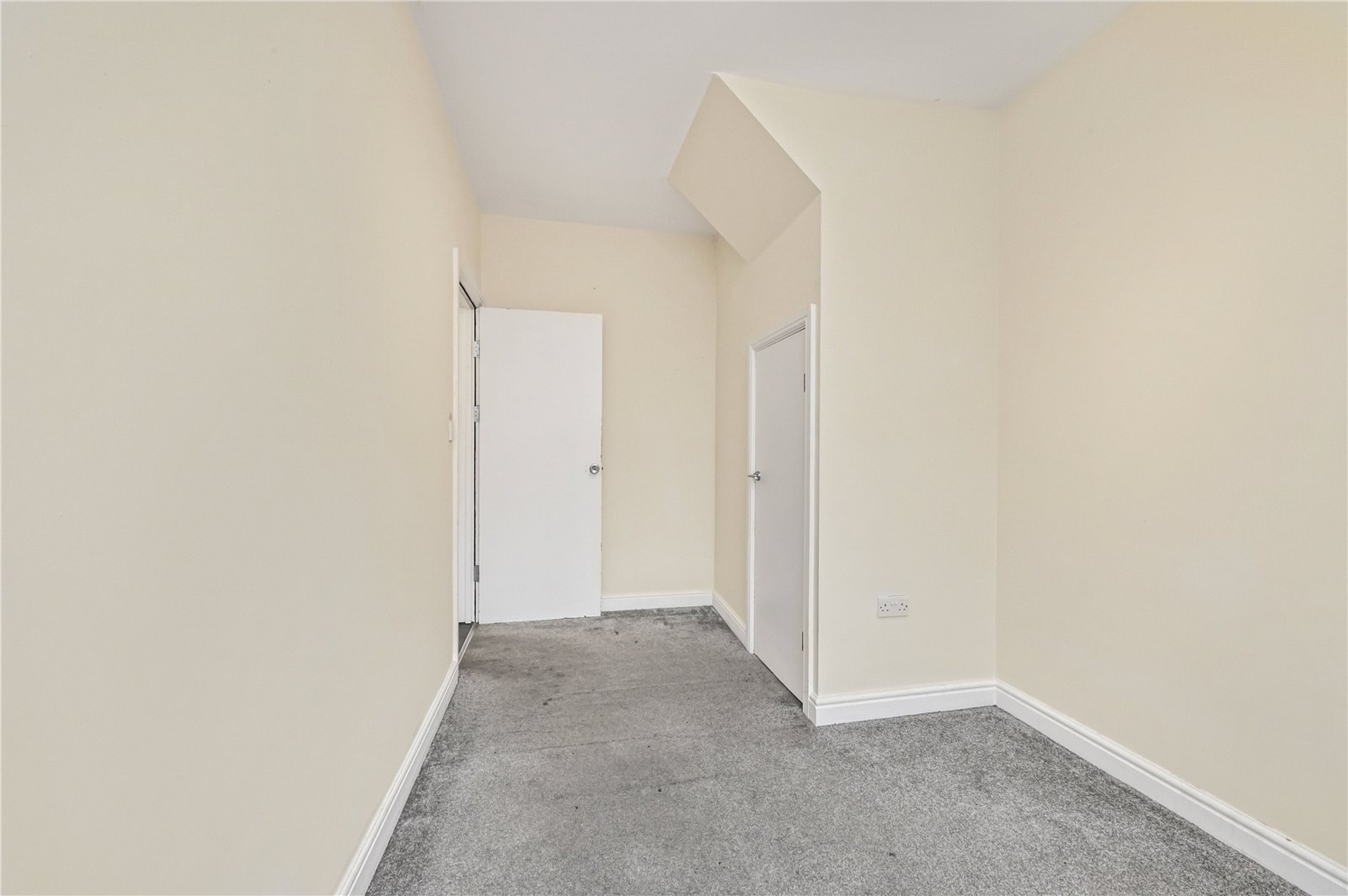 Images for London EAID:4101633374 BID:BLM