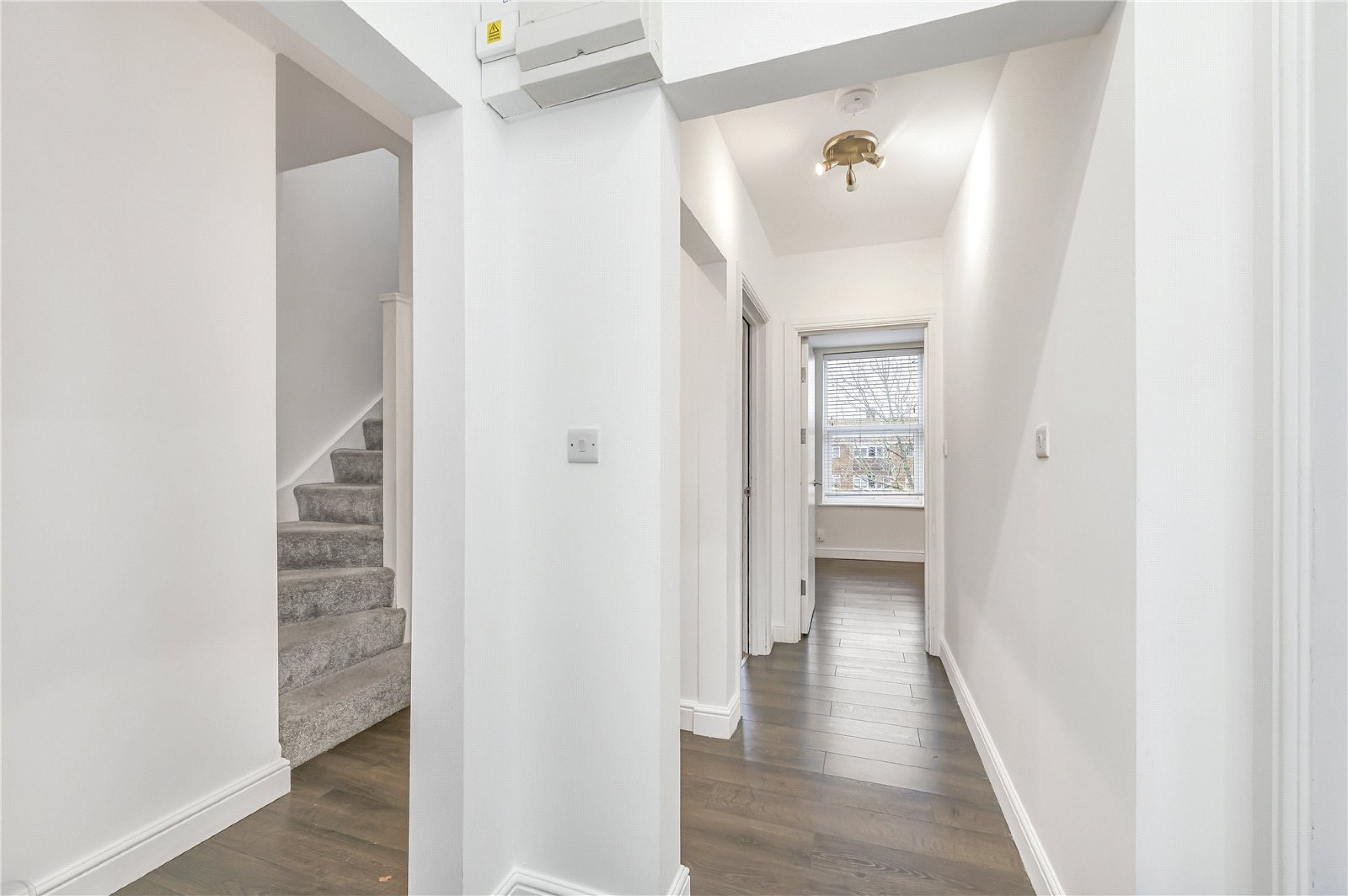 Images for London EAID:4101633374 BID:BLM