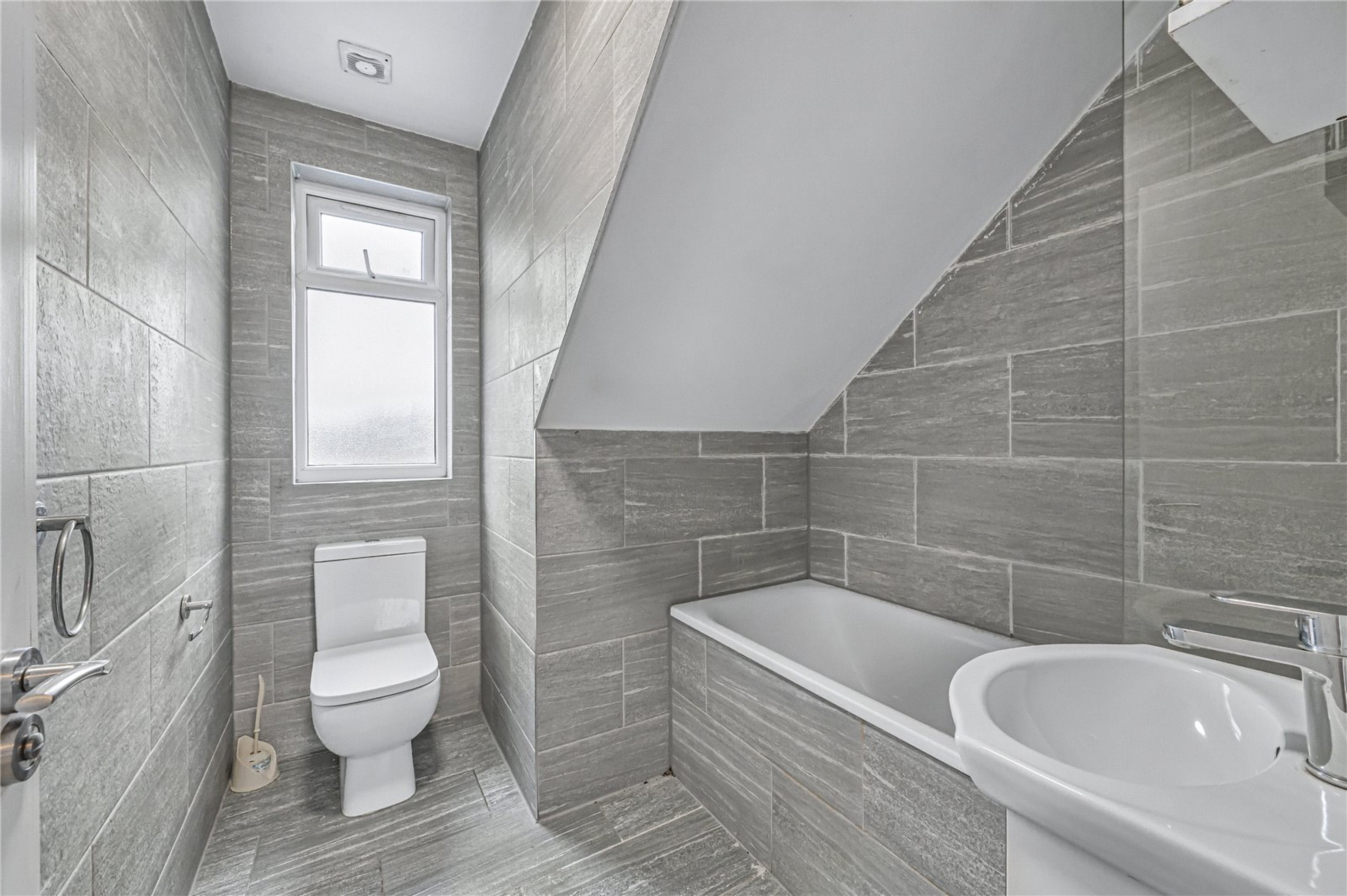 Images for London EAID:4101633374 BID:BLM