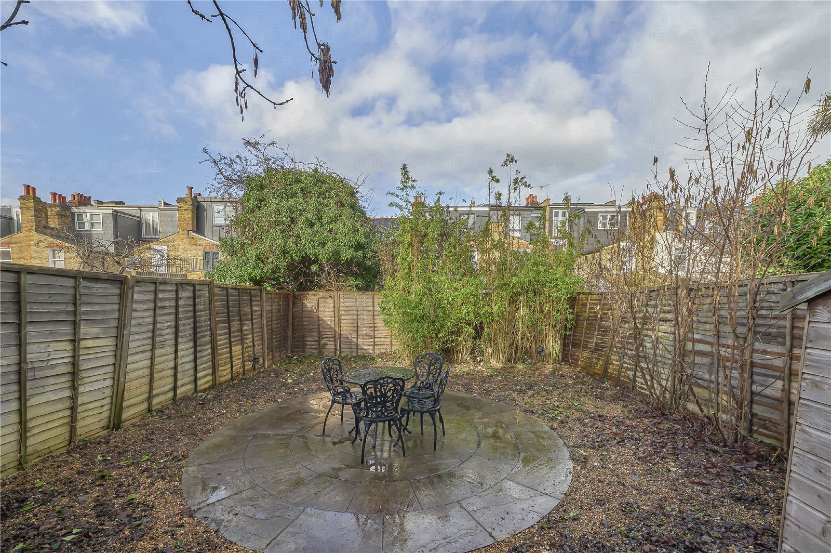 Images for London EAID:4101633374 BID:BLM