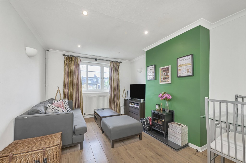 Images for London EAID:4101633374 BID:BLM