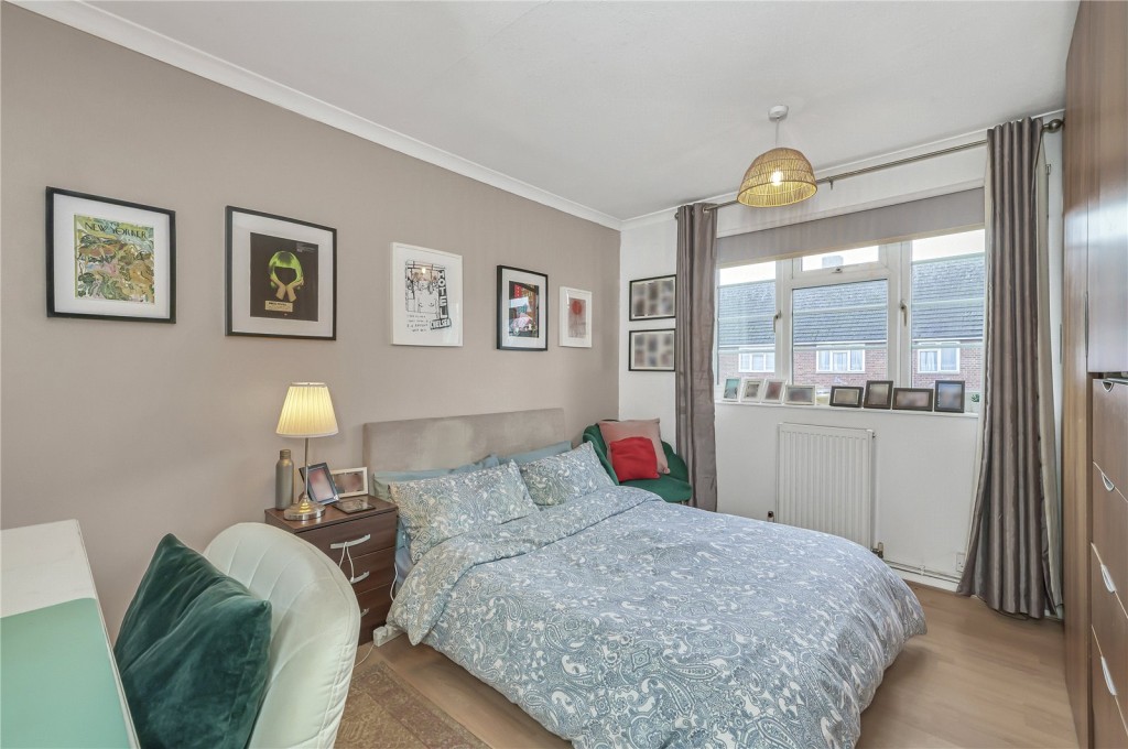 Images for London EAID:4101633374 BID:BLM