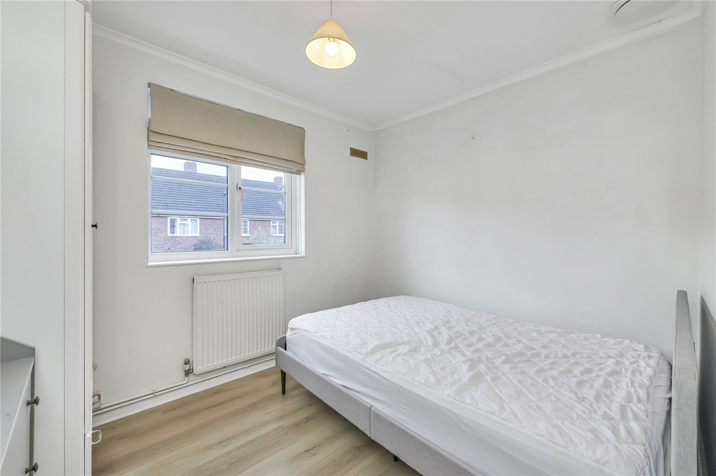 Images for London EAID:4101633374 BID:BLM