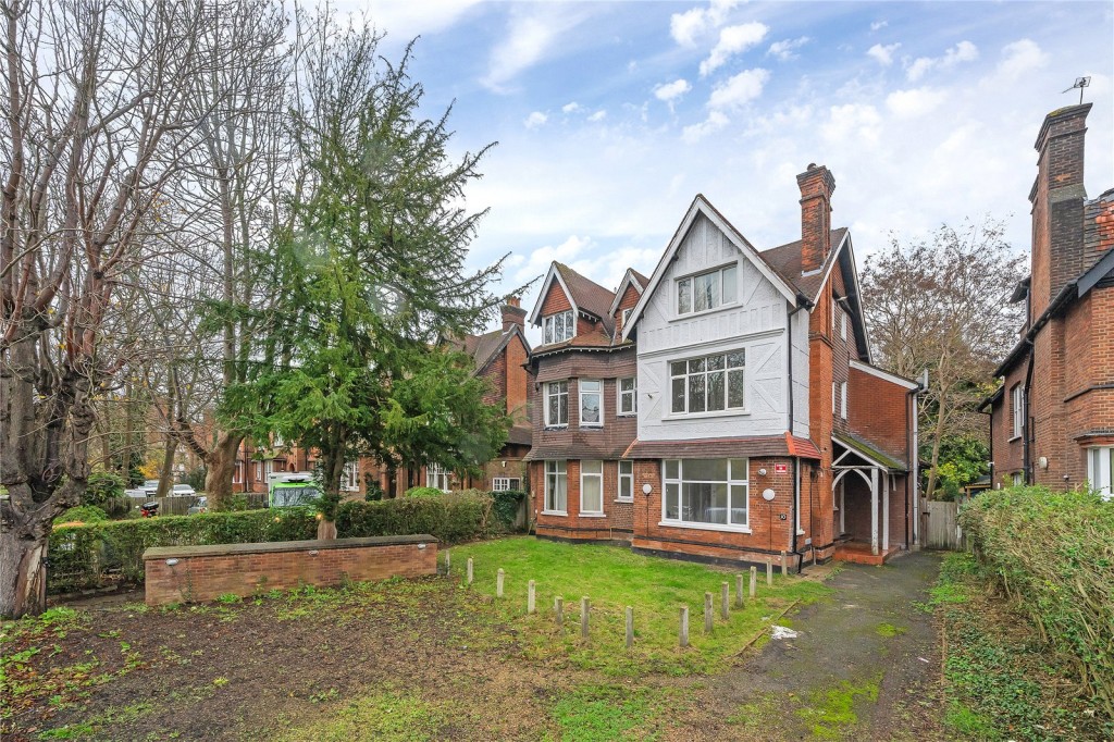 Images for London EAID:4101633374 BID:BLM