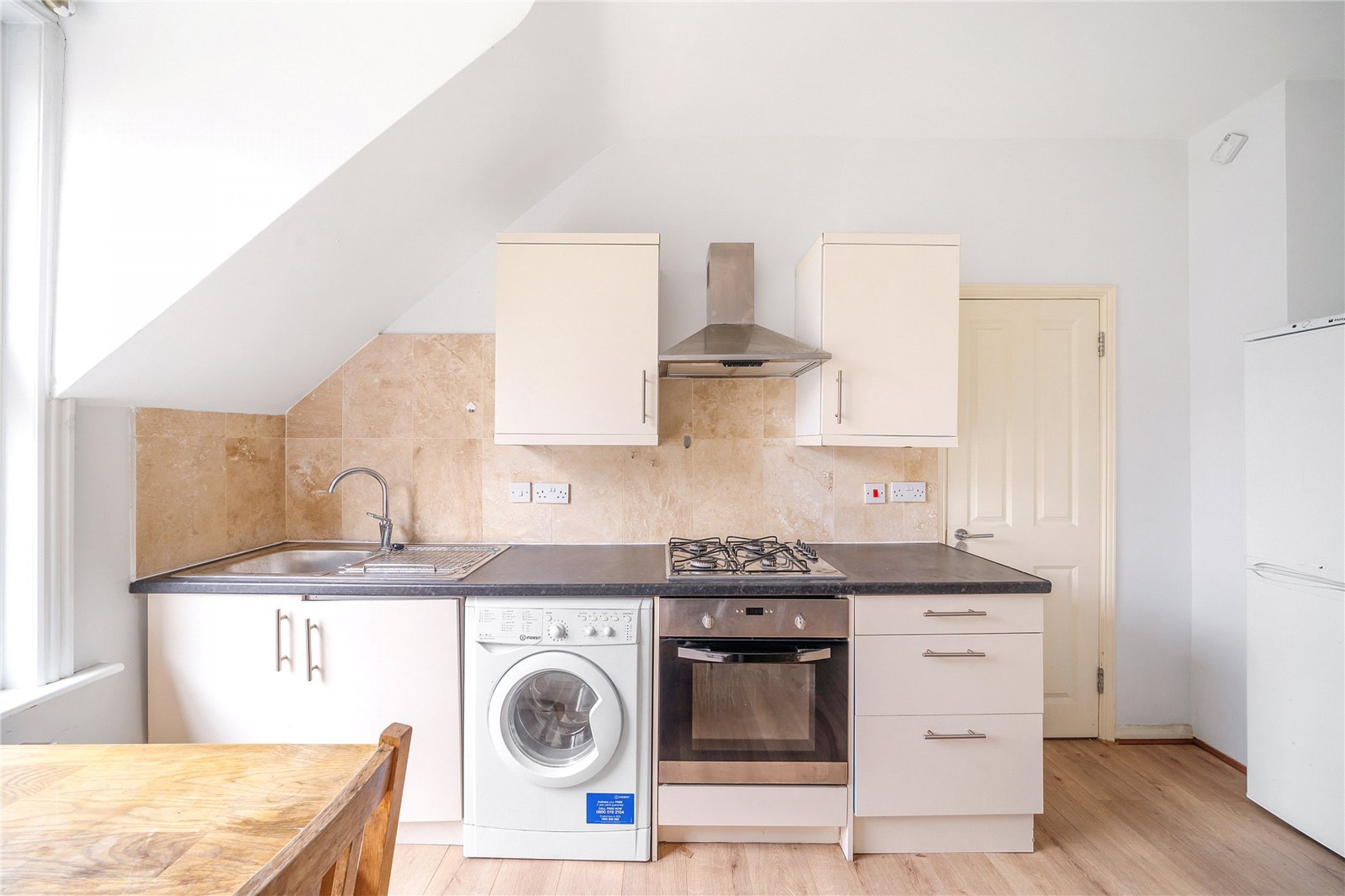 Images for London EAID:4101633374 BID:BLM