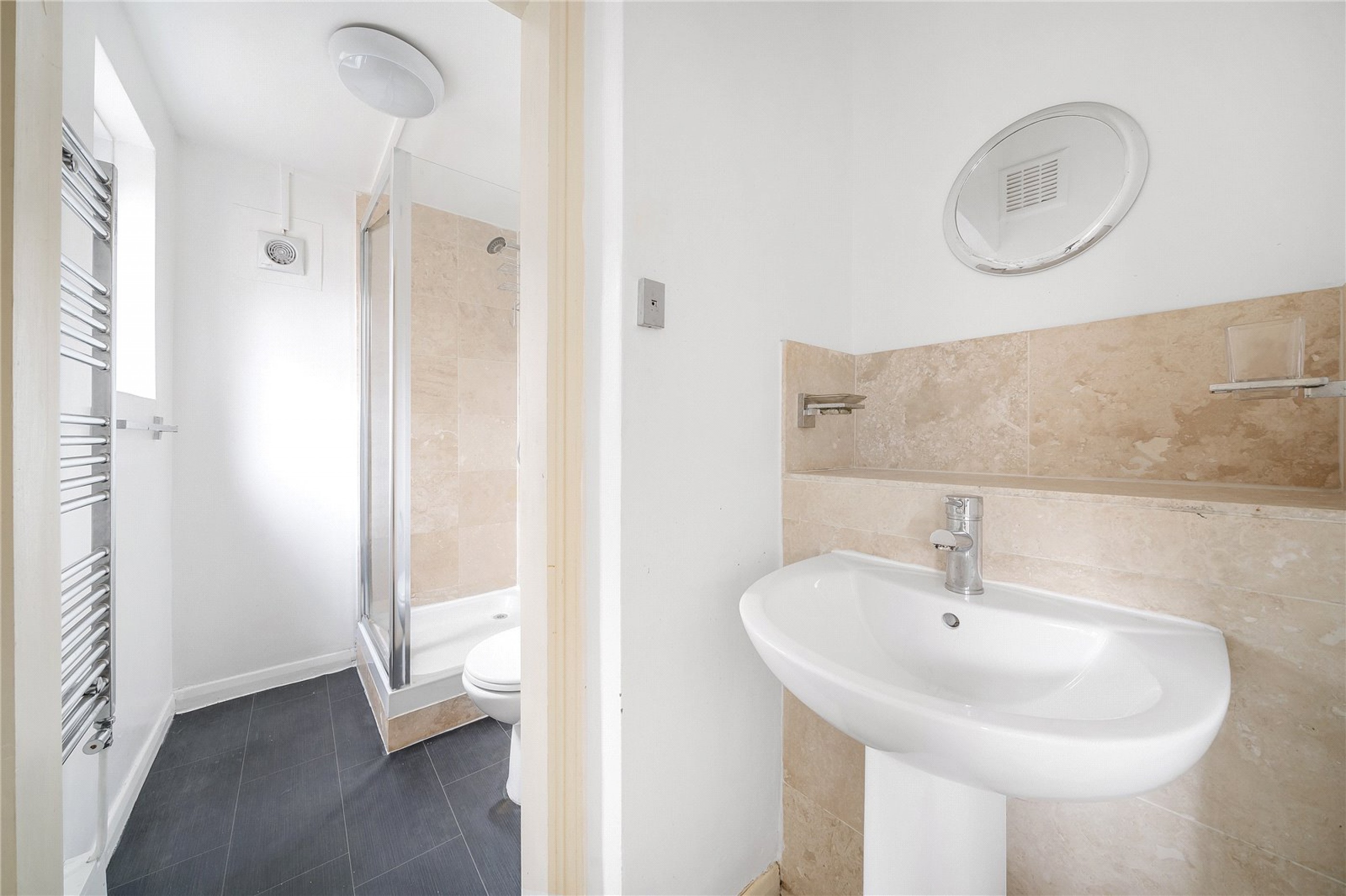 Images for London EAID:4101633374 BID:BLM