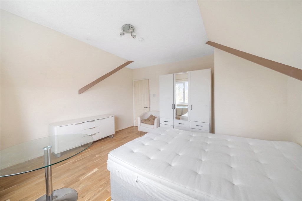 Images for London EAID:4101633374 BID:BLM