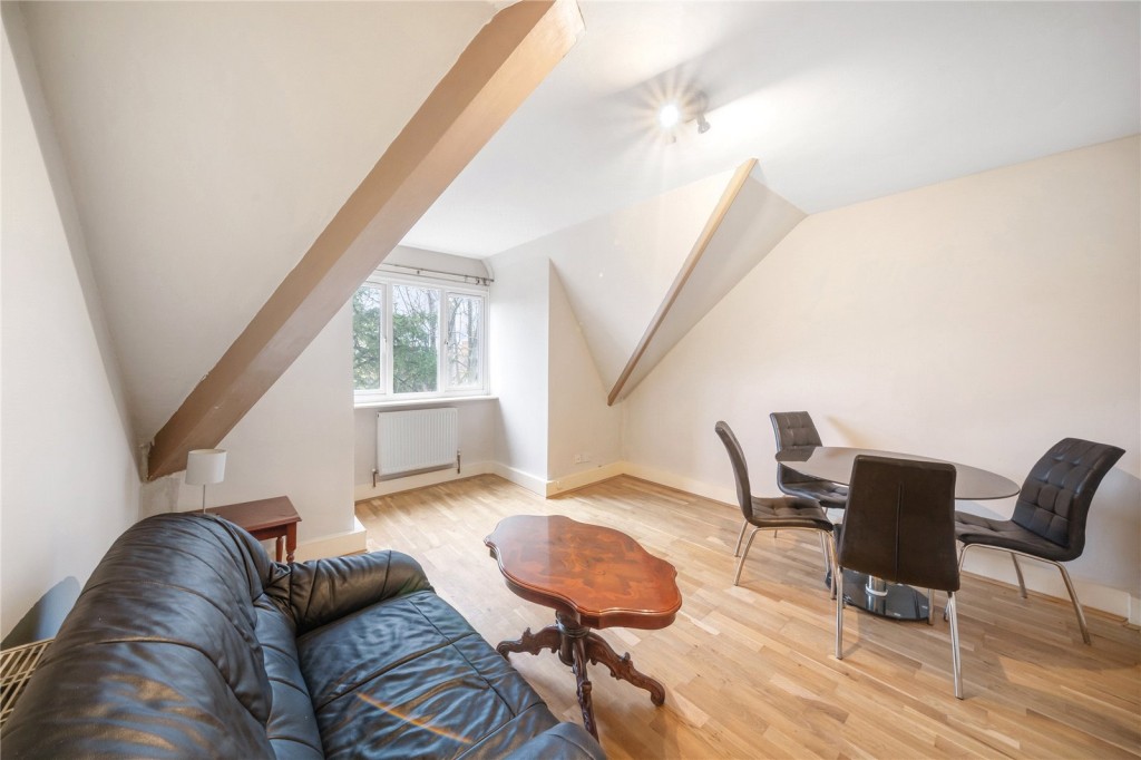 Images for London EAID:4101633374 BID:BLM