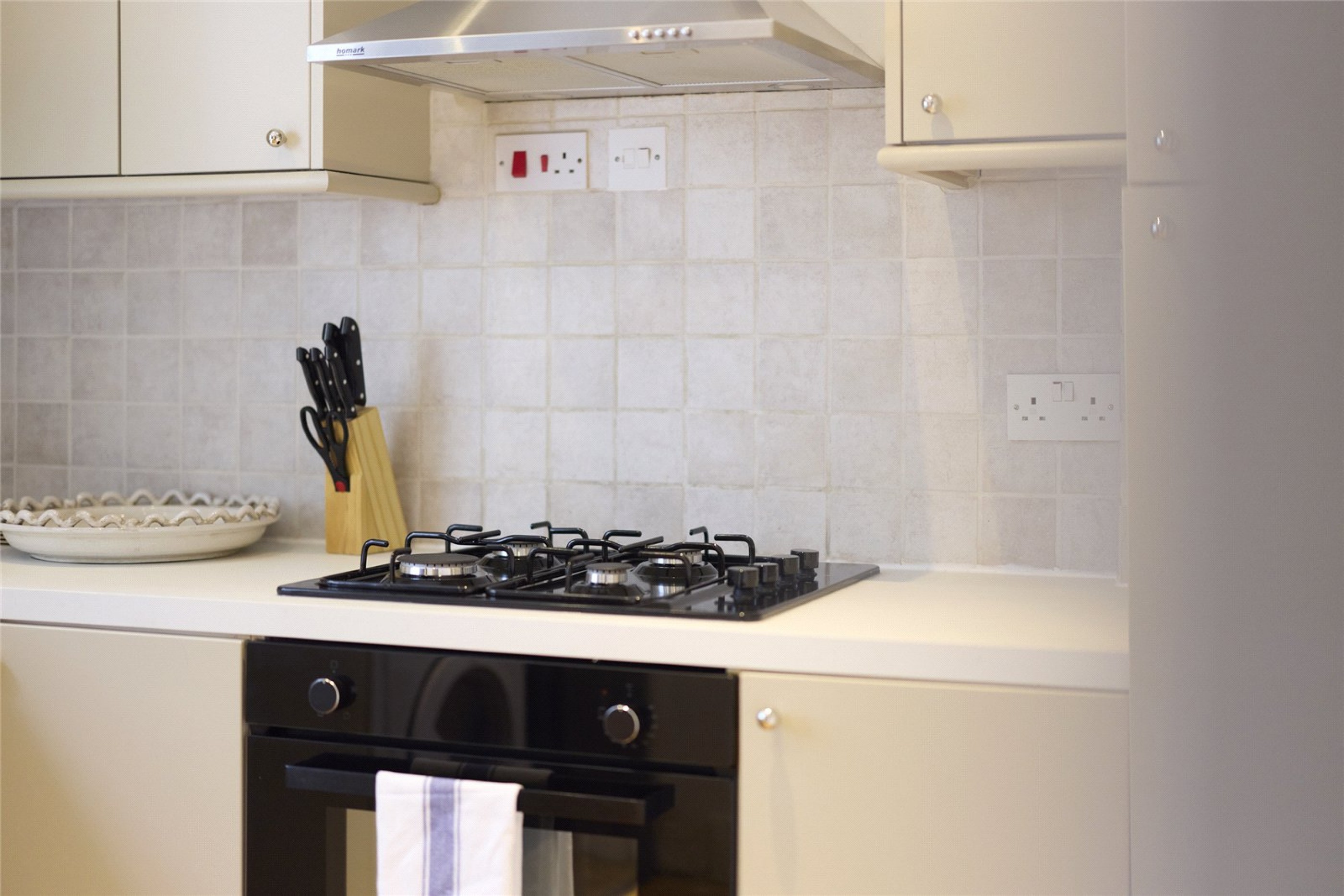 Images for London EAID:4101633374 BID:CLM