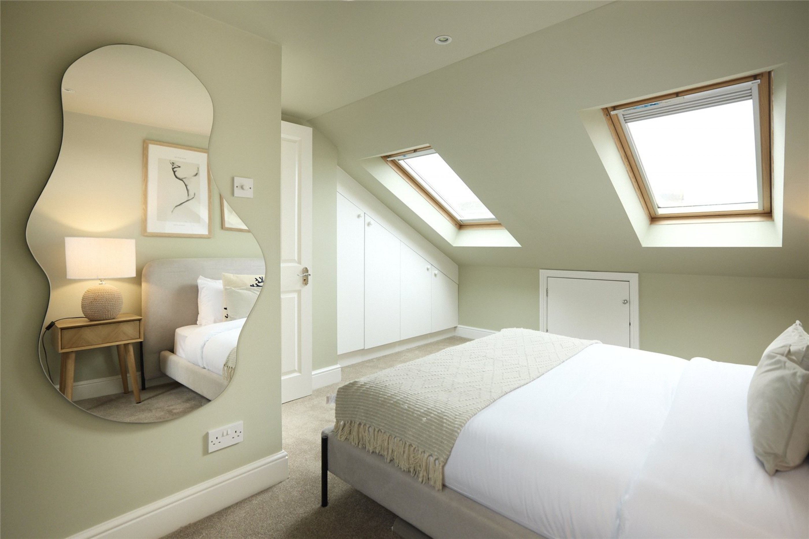 Images for London EAID:4101633374 BID:CLM