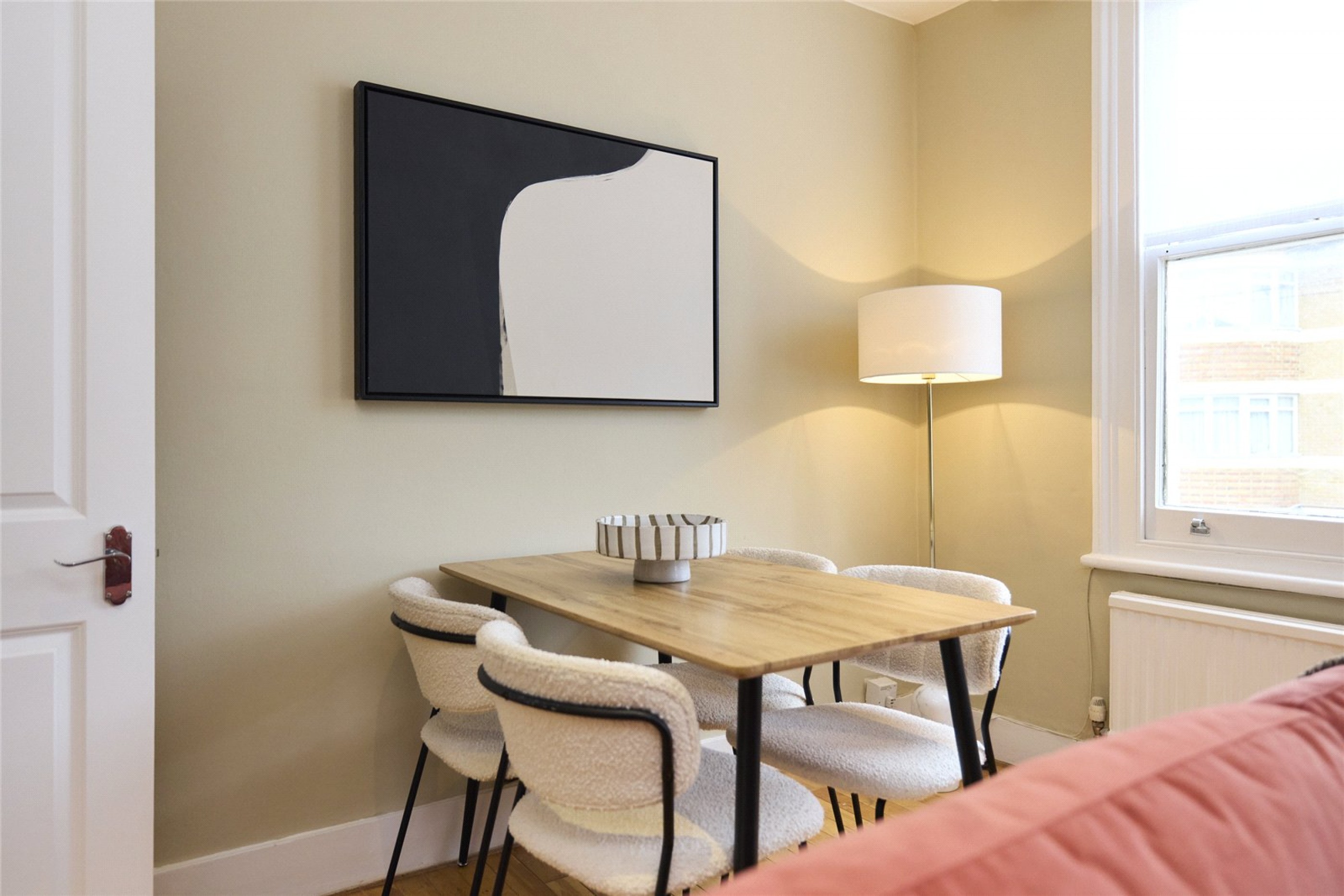 Images for London EAID:4101633374 BID:CLM