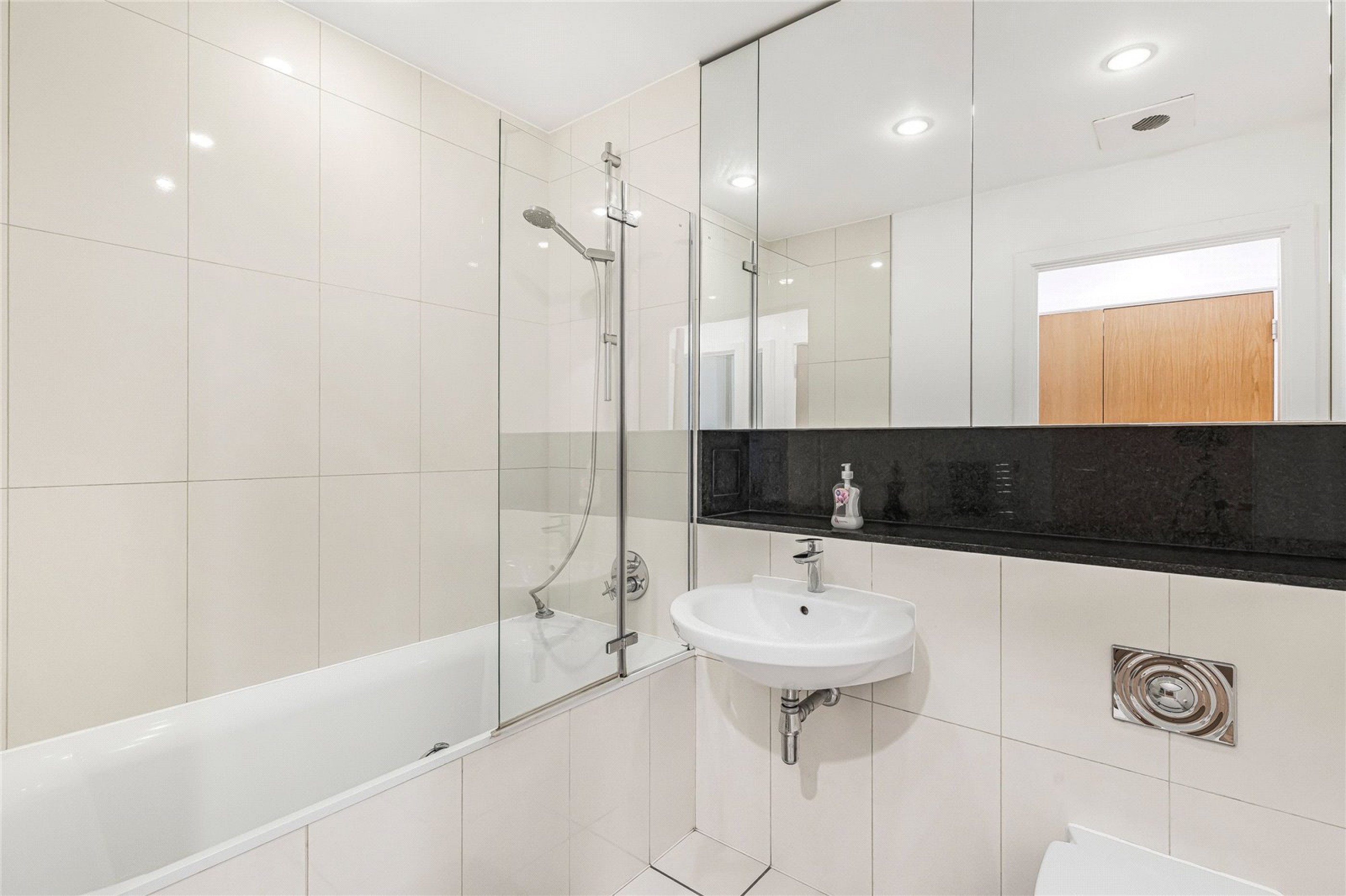 Images for London EAID:4101633374 BID:BSE