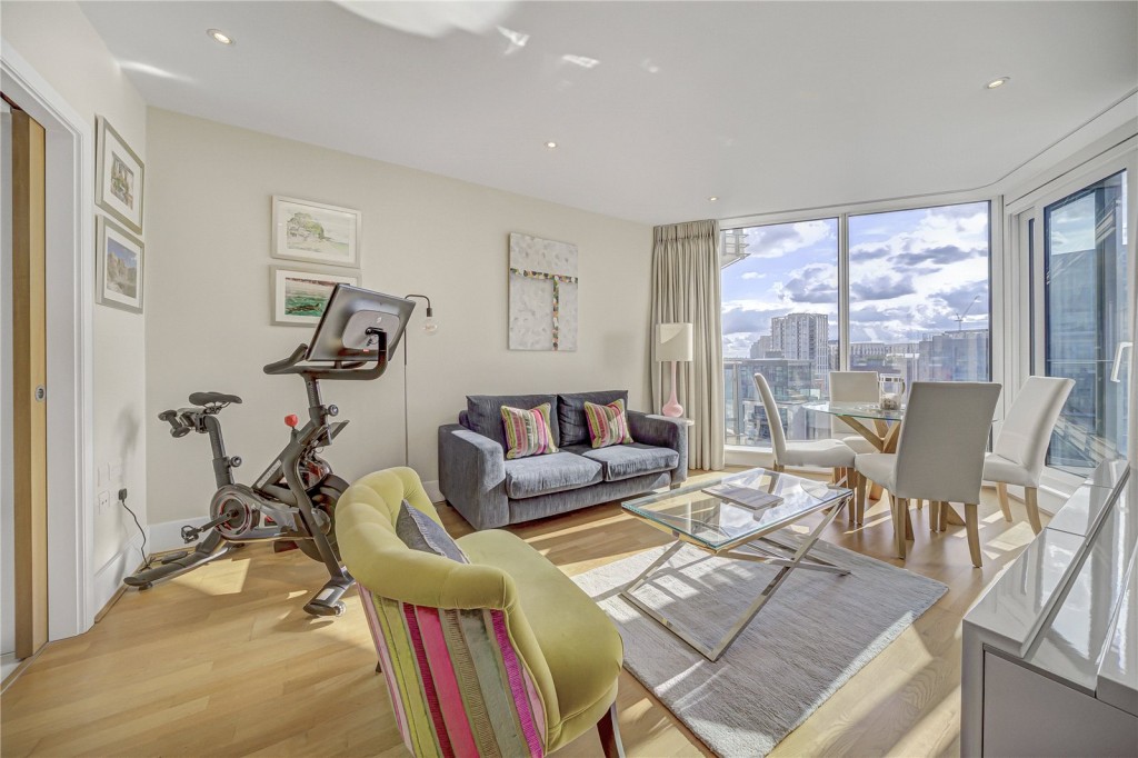 Images for Juniper Drive, Wandsworth, London EAID:4101633374 BID:CLM