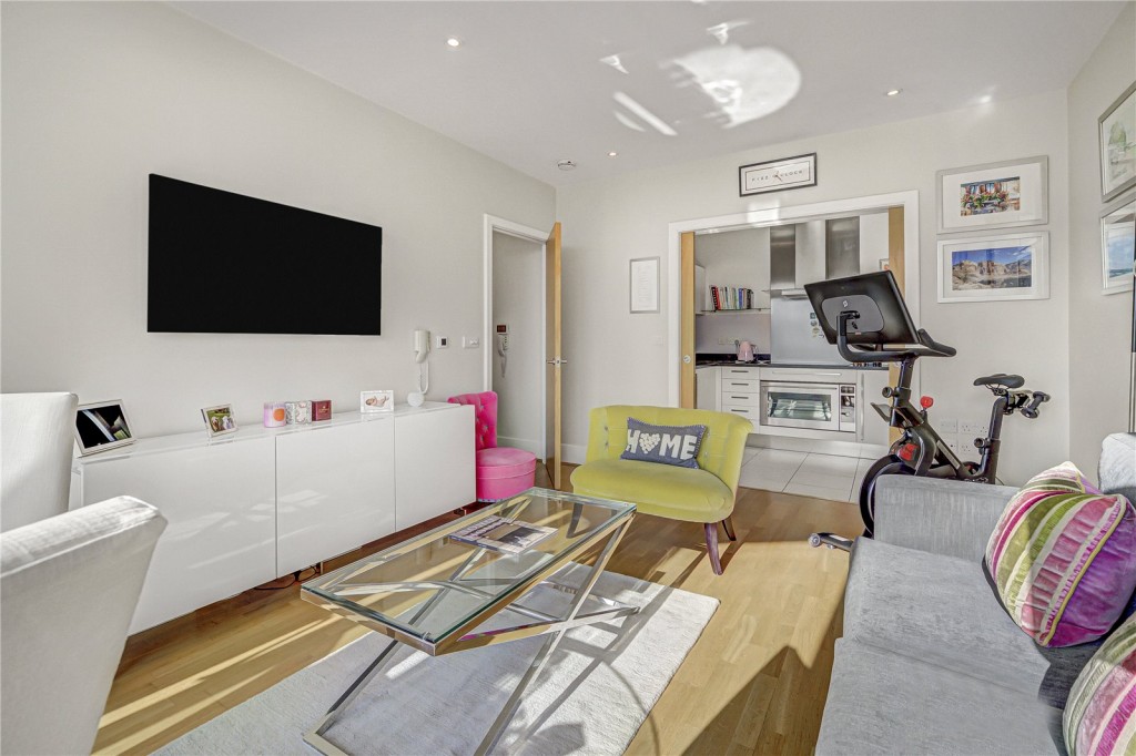 Images for Juniper Drive, Wandsworth, London EAID:4101633374 BID:CLM
