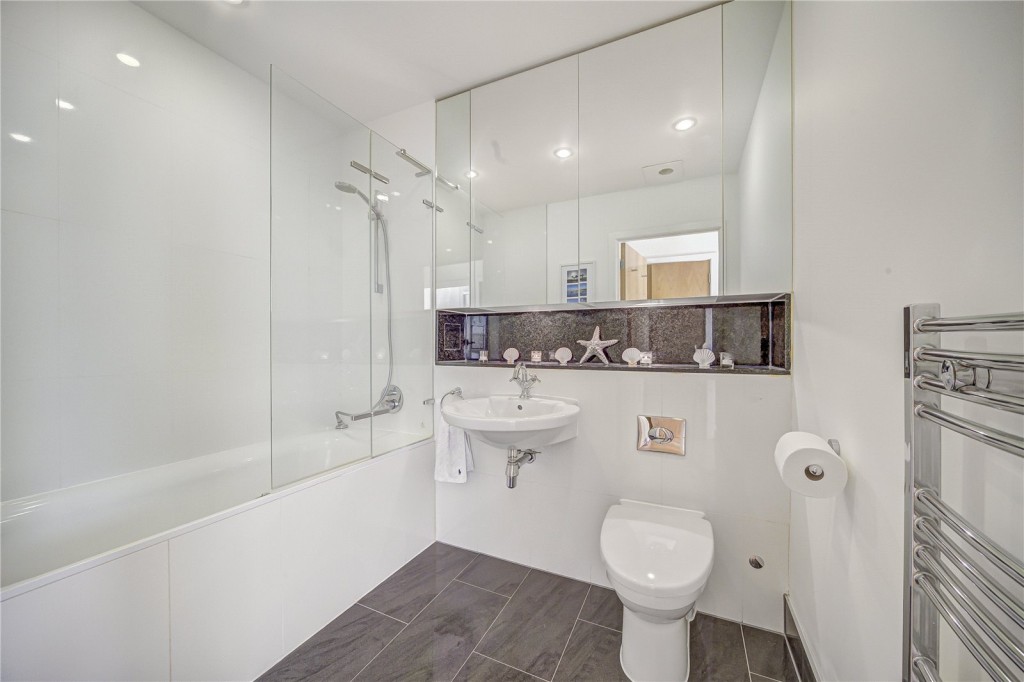 Images for Juniper Drive, Wandsworth, London EAID:4101633374 BID:CLM