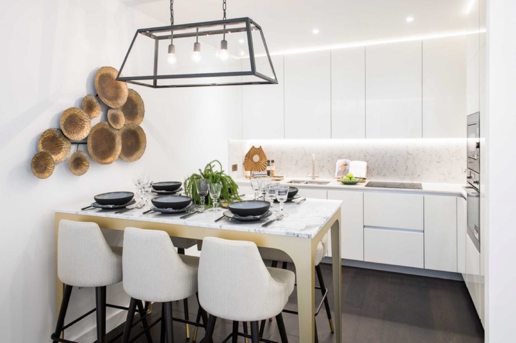 Images for London EAID:4101633374 BID:BSE