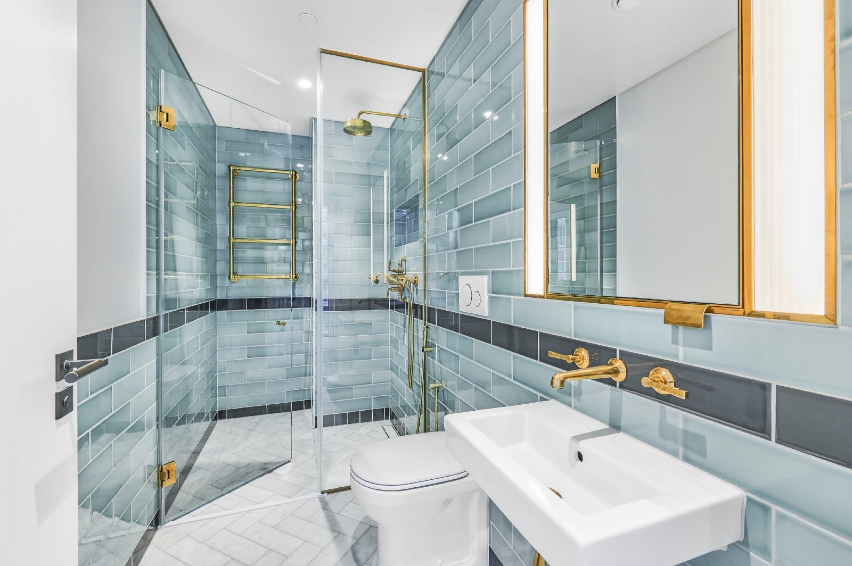 Images for London EAID:4101633374 BID:BSE