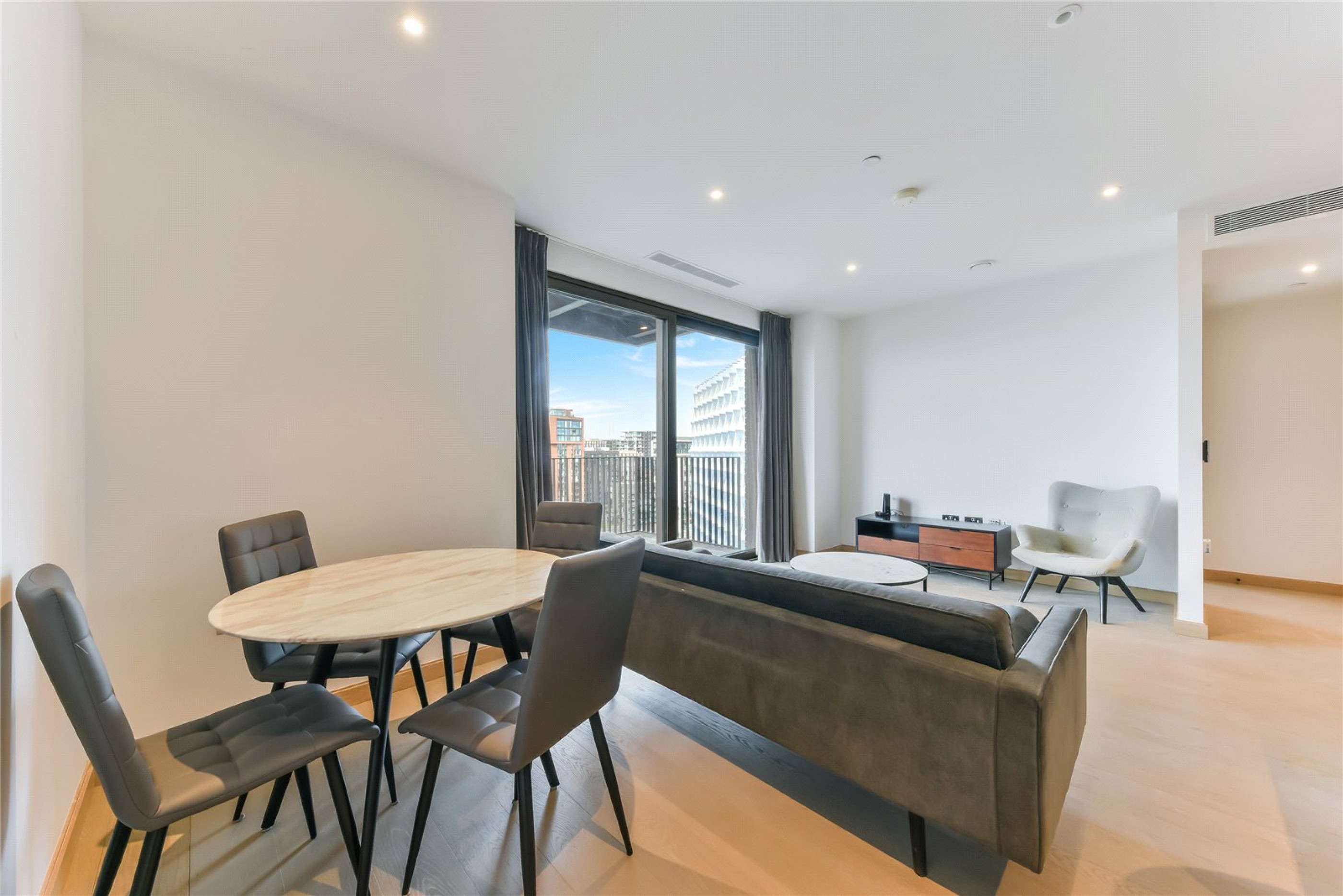 Images for Embassy Gardens, 1 Viaduct Gardens, London EAID:163099177 BID:BSE