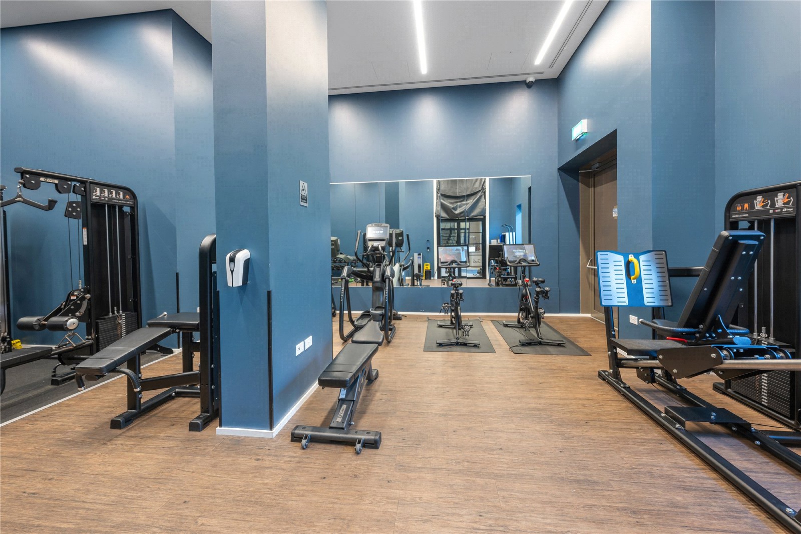 Images for Battersea EAID:4101633374 BID:BSE