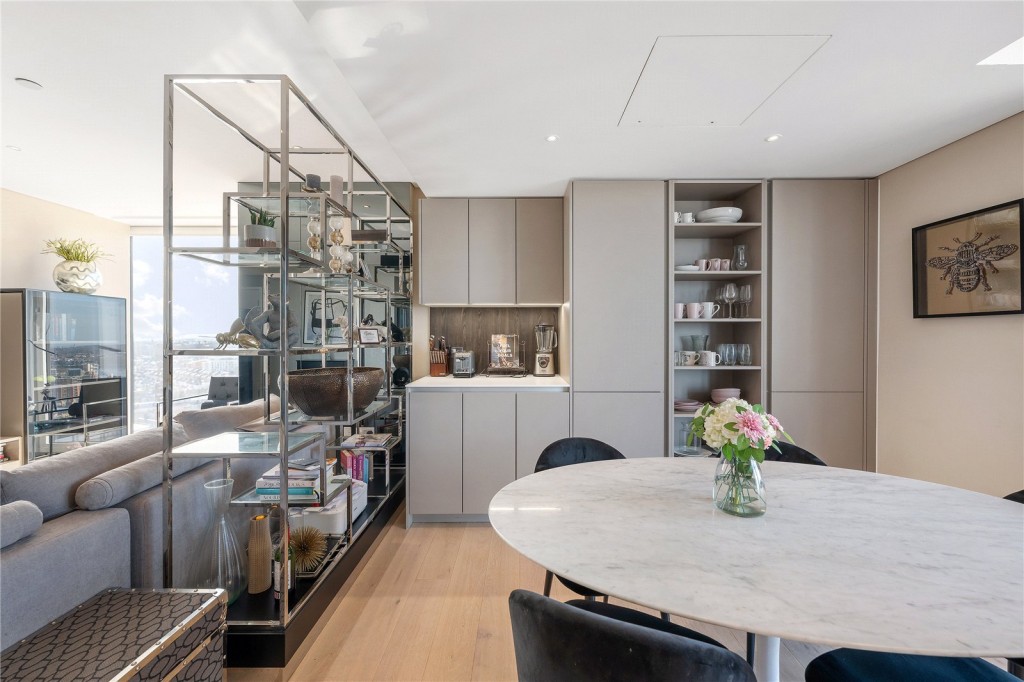 Images for Battersea EAID:4101633374 BID:BSE