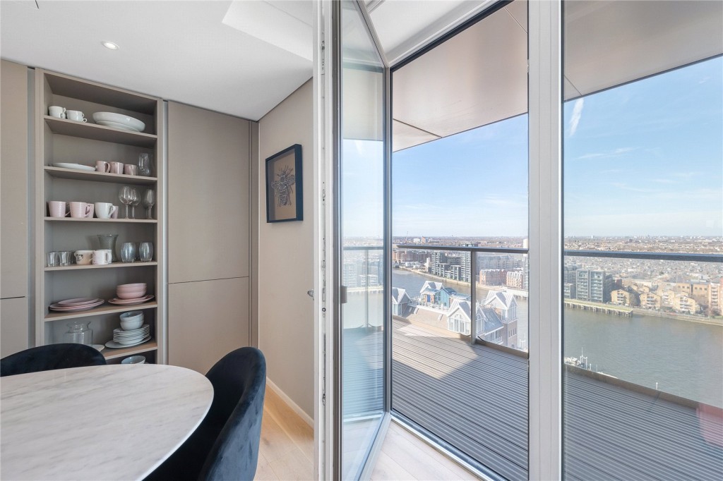 Images for Battersea EAID:4101633374 BID:BSE