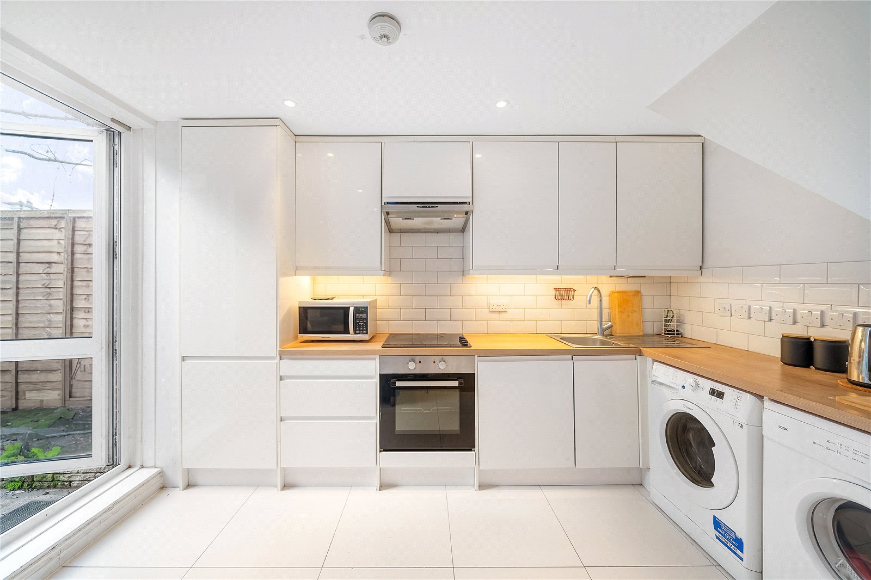 Images for Battersea EAID:4101633374 BID:BSE