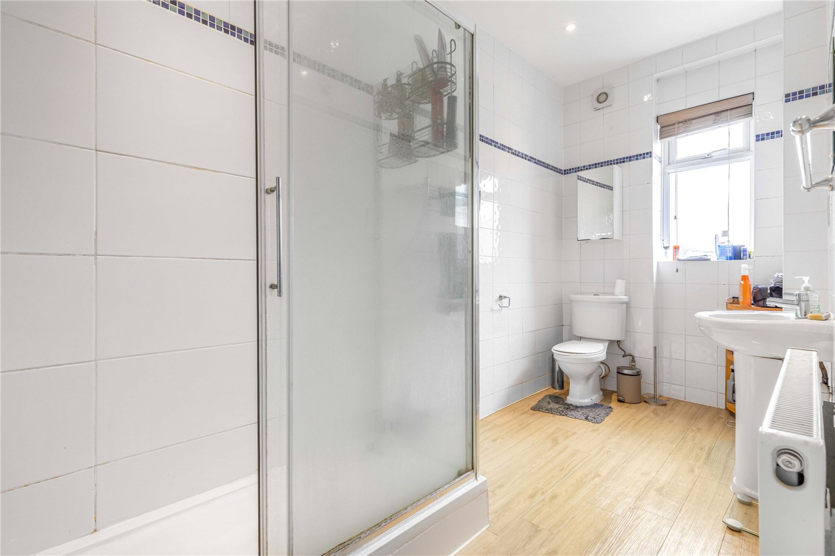 Images for London EAID:163099177 BID:CLM