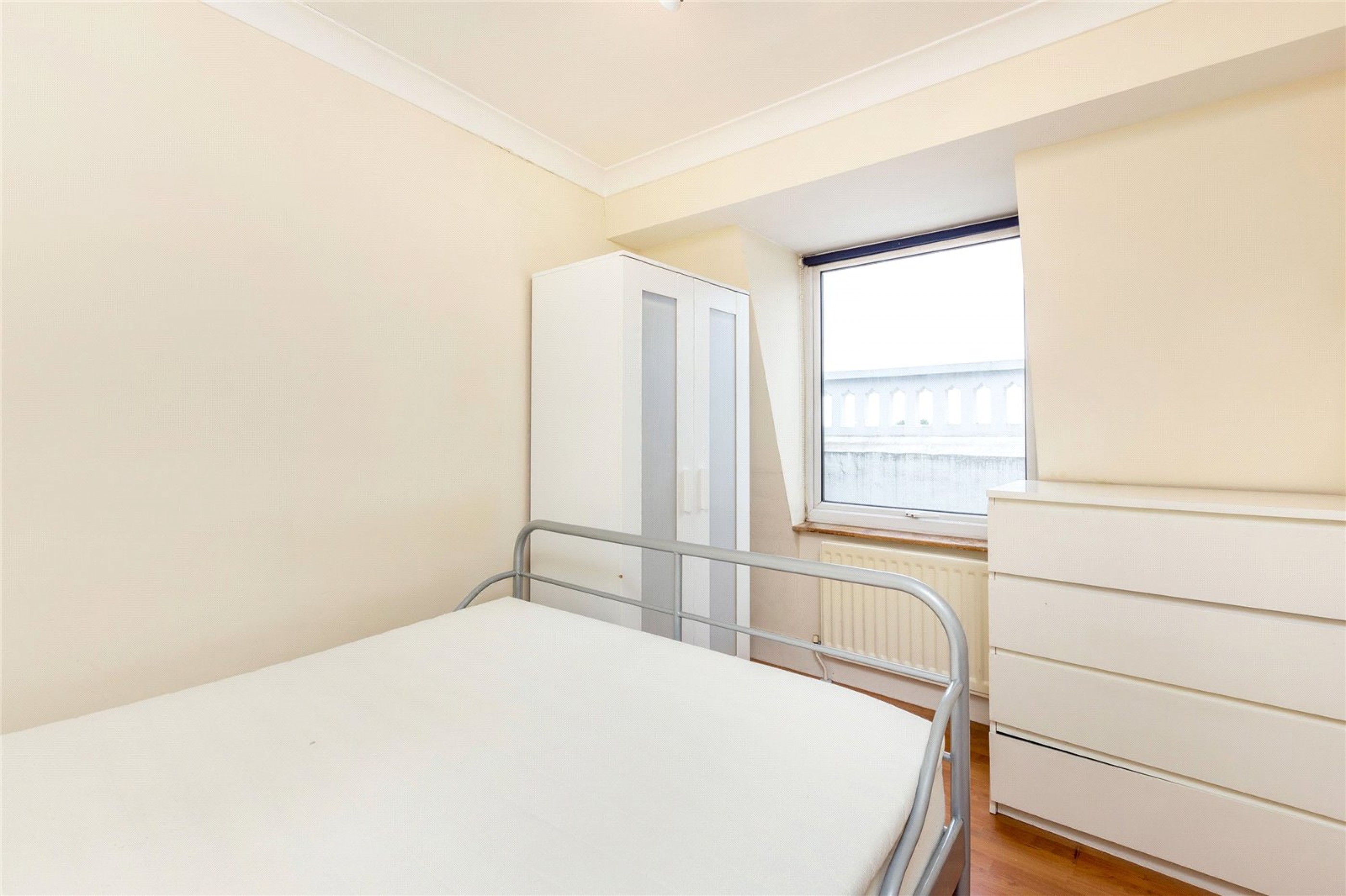 Images for London EAID:4101633374 BID:FLS