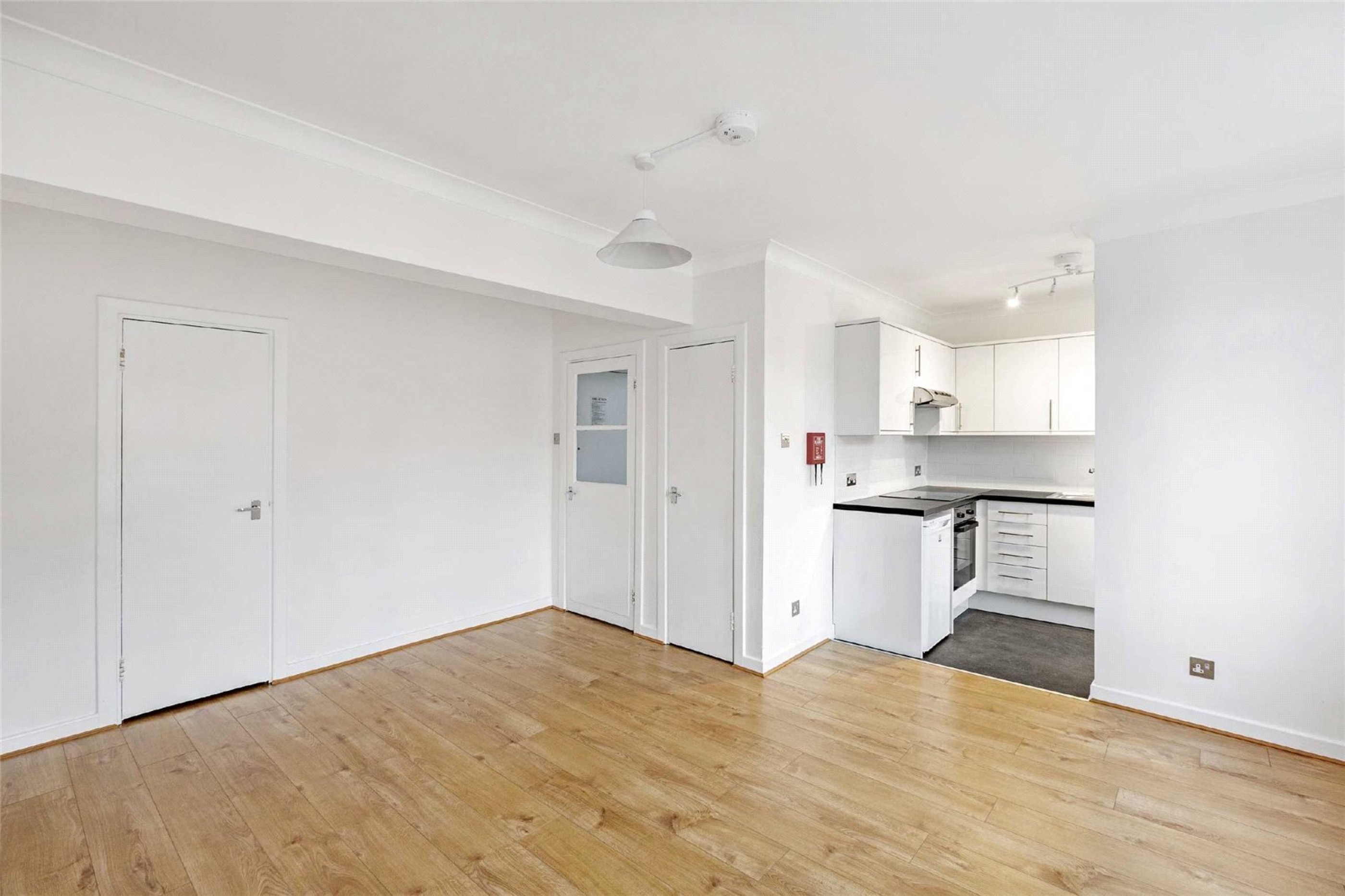 Images for London EAID:163099177 BID:CLM