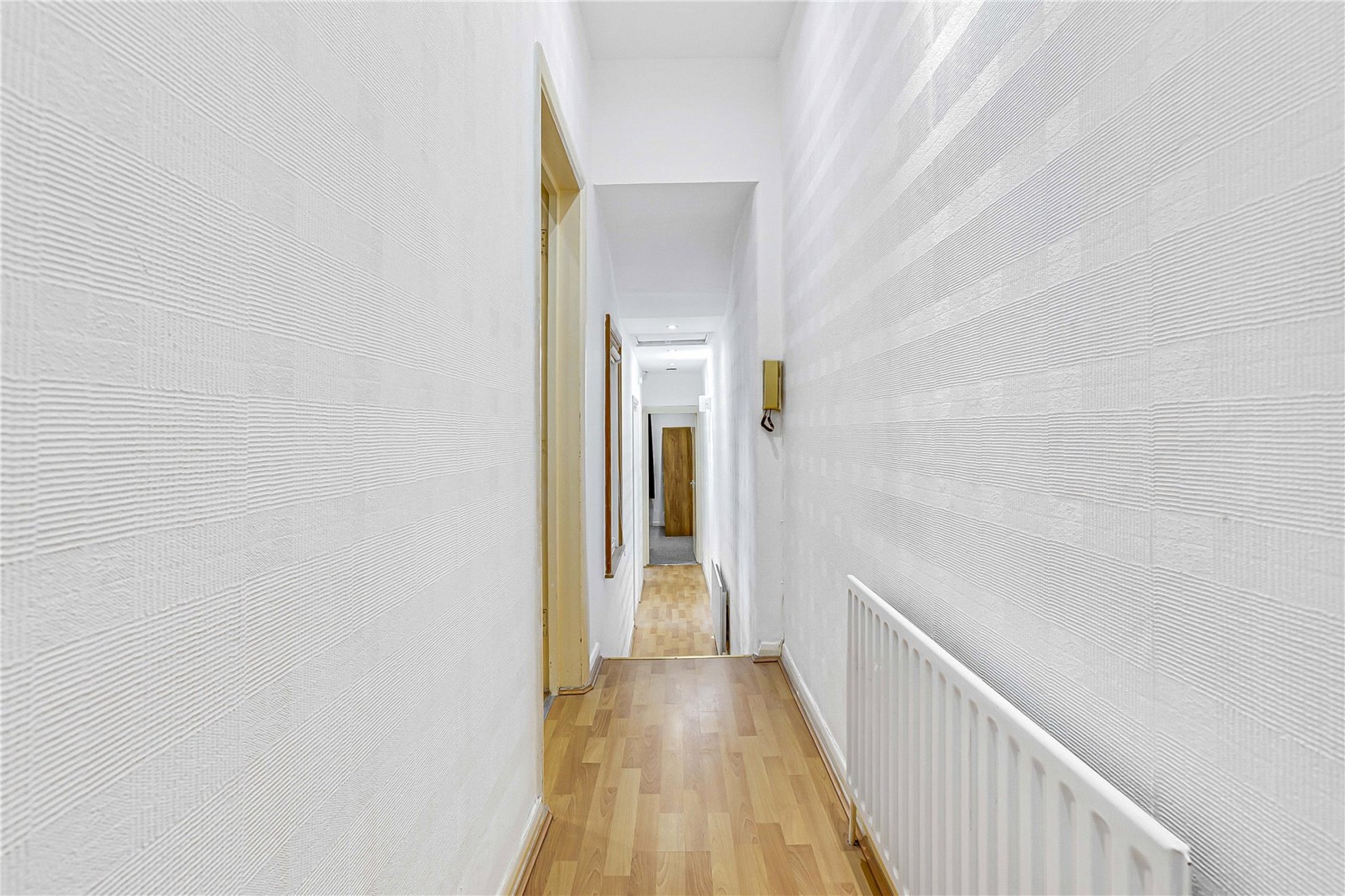 Images for London EAID:163099177 BID:CLM