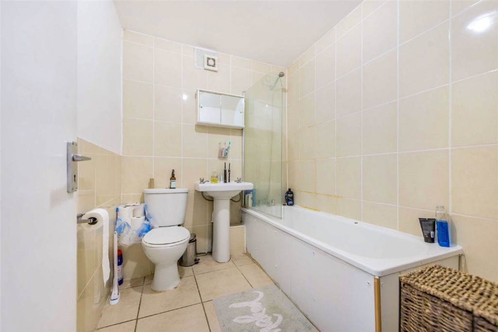 Images for London EAID:163099177 BID:CLM