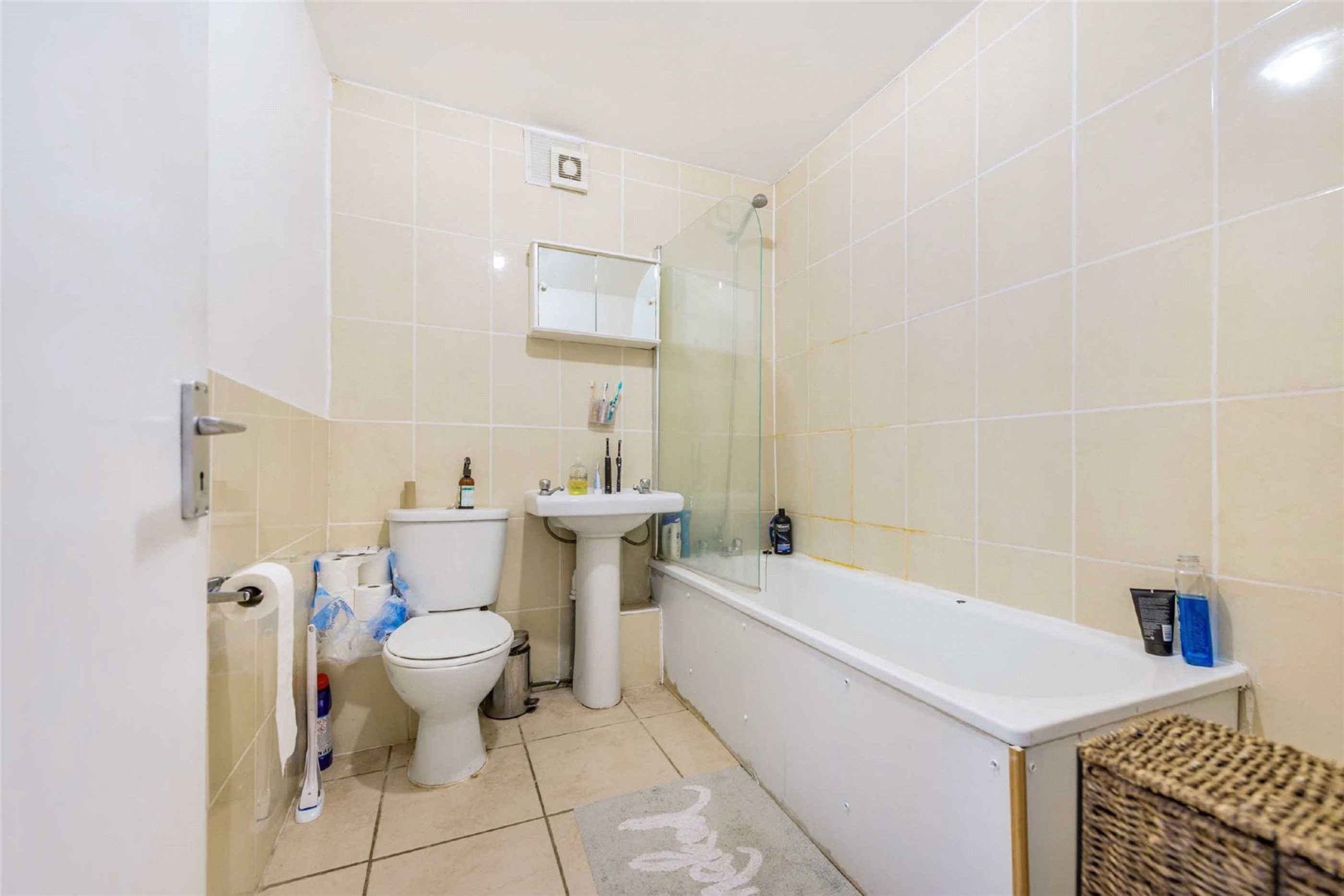 Images for London EAID:163099177 BID:CLM