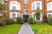 Bonneville Gardens, Clapham, SW4