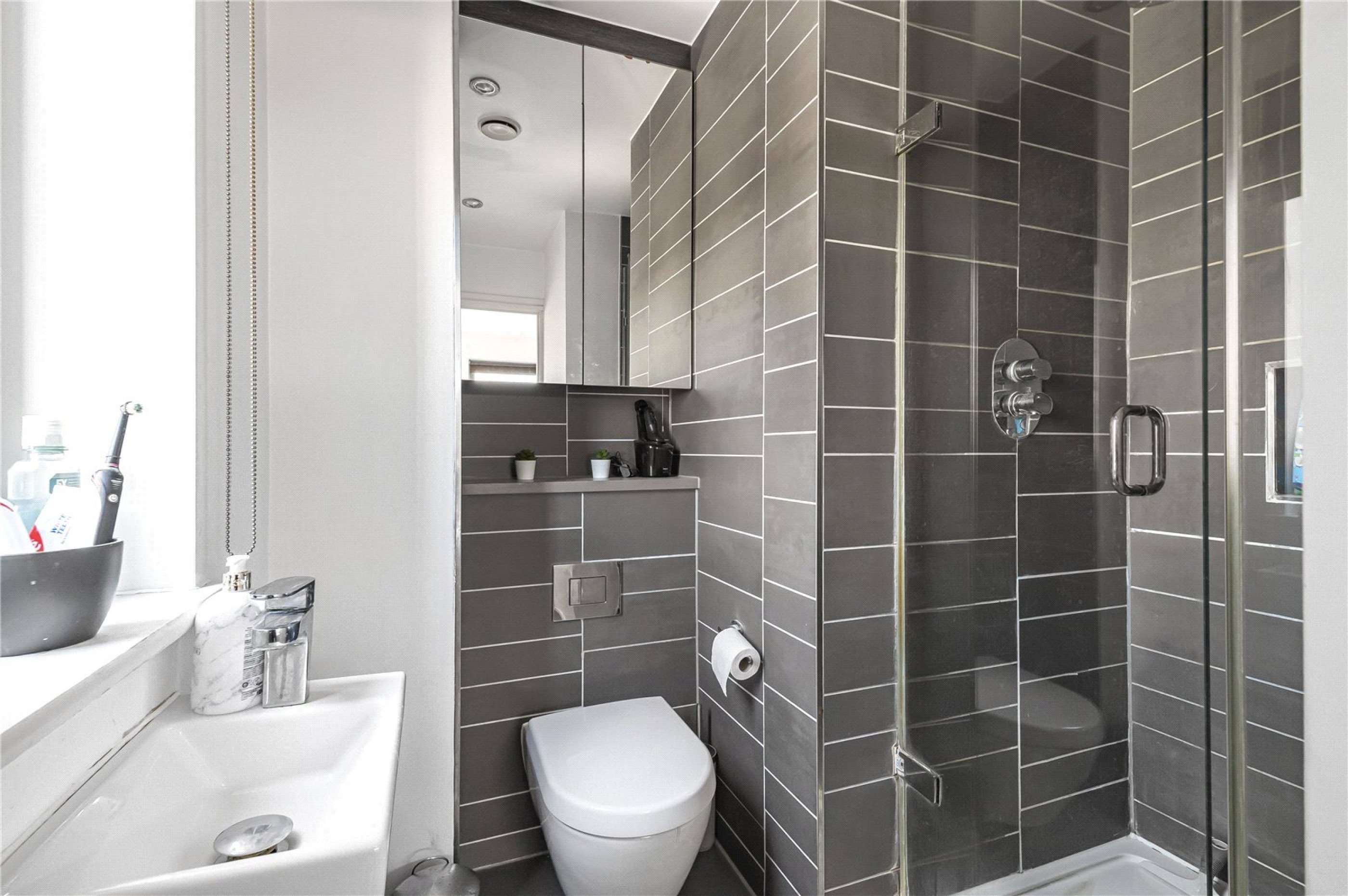 Images for London EAID:4101633374 BID:CLM