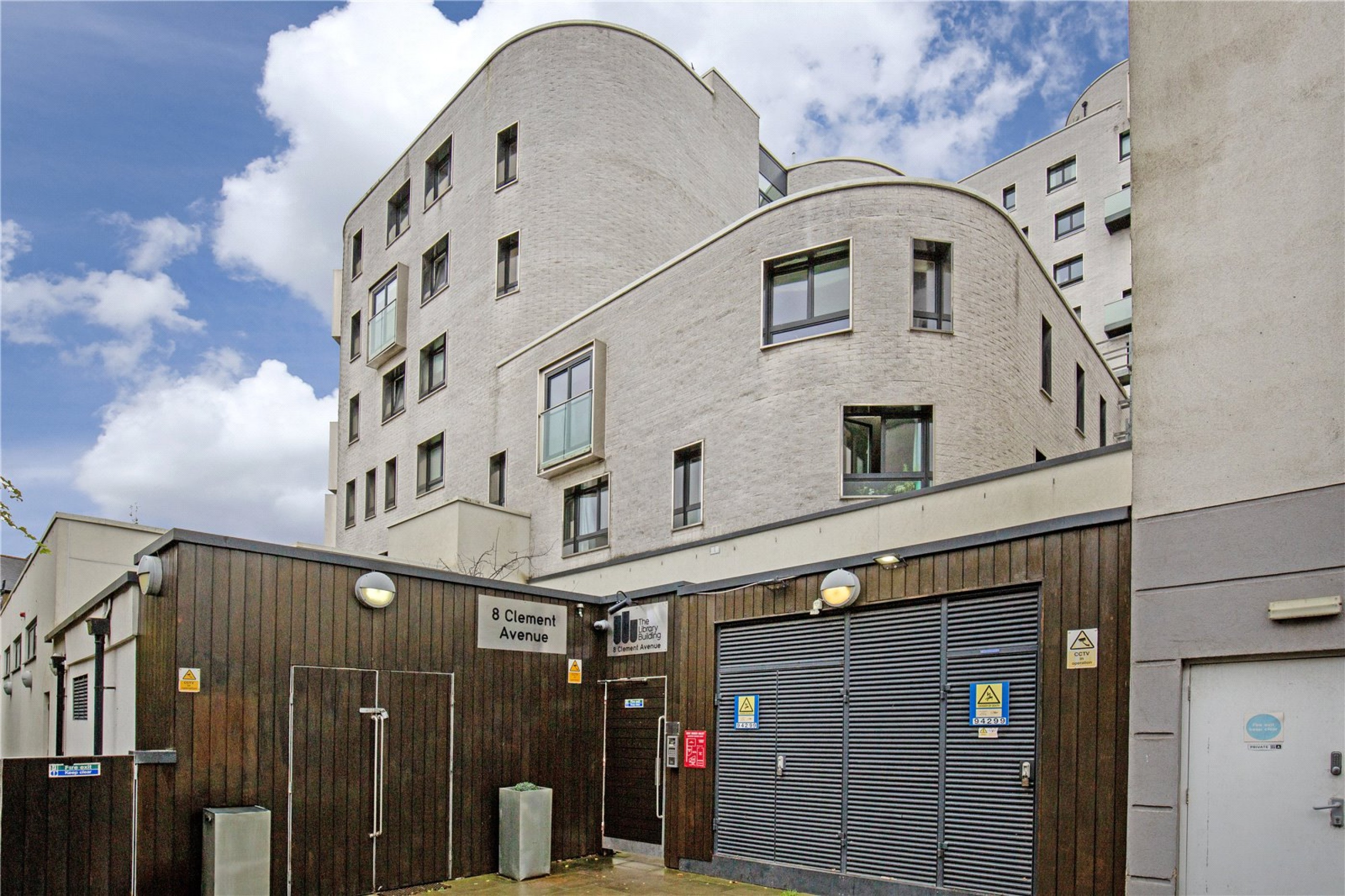 Images for London EAID:2779446722 BID:CLM
