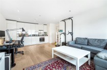 Clement Avenue, Clapham, SW4