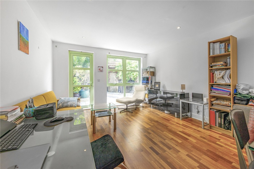 Images for Larkhall Lane, London EAID:163099177 BID:CLM