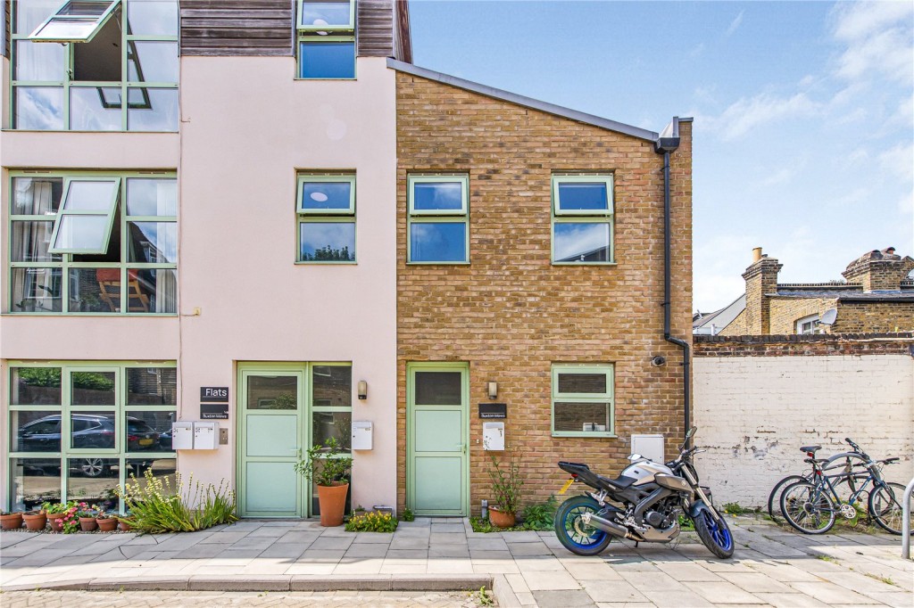 Images for Larkhall Lane, London EAID:163099177 BID:CLM