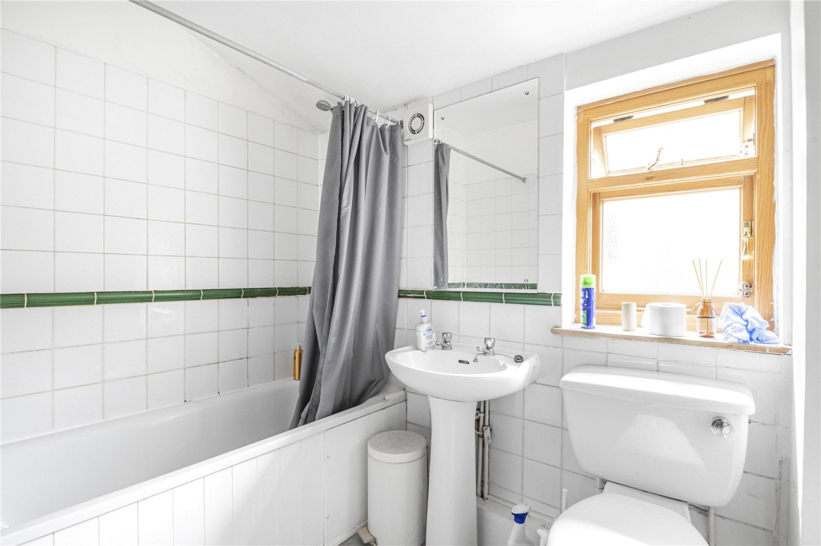 Images for London EAID:163099177 BID:CLM